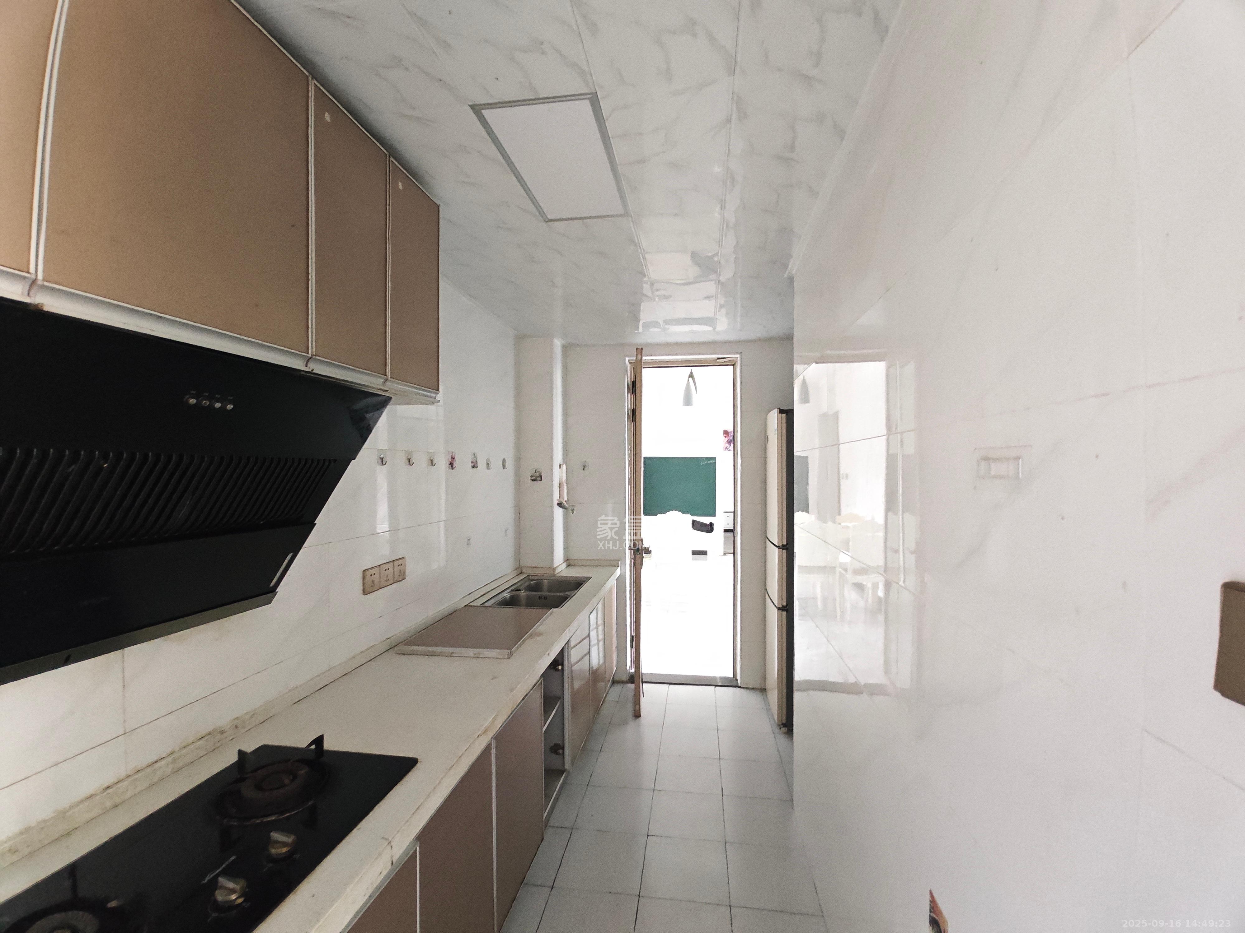 佳兆业云顶梅溪湖(佳兆业梅溪荟) 3室2厅2卫 2600.0元/月 佳兆业云顶梅溪湖(佳兆业梅溪荟) 3室2厅2卫 2600.0元/月室内图