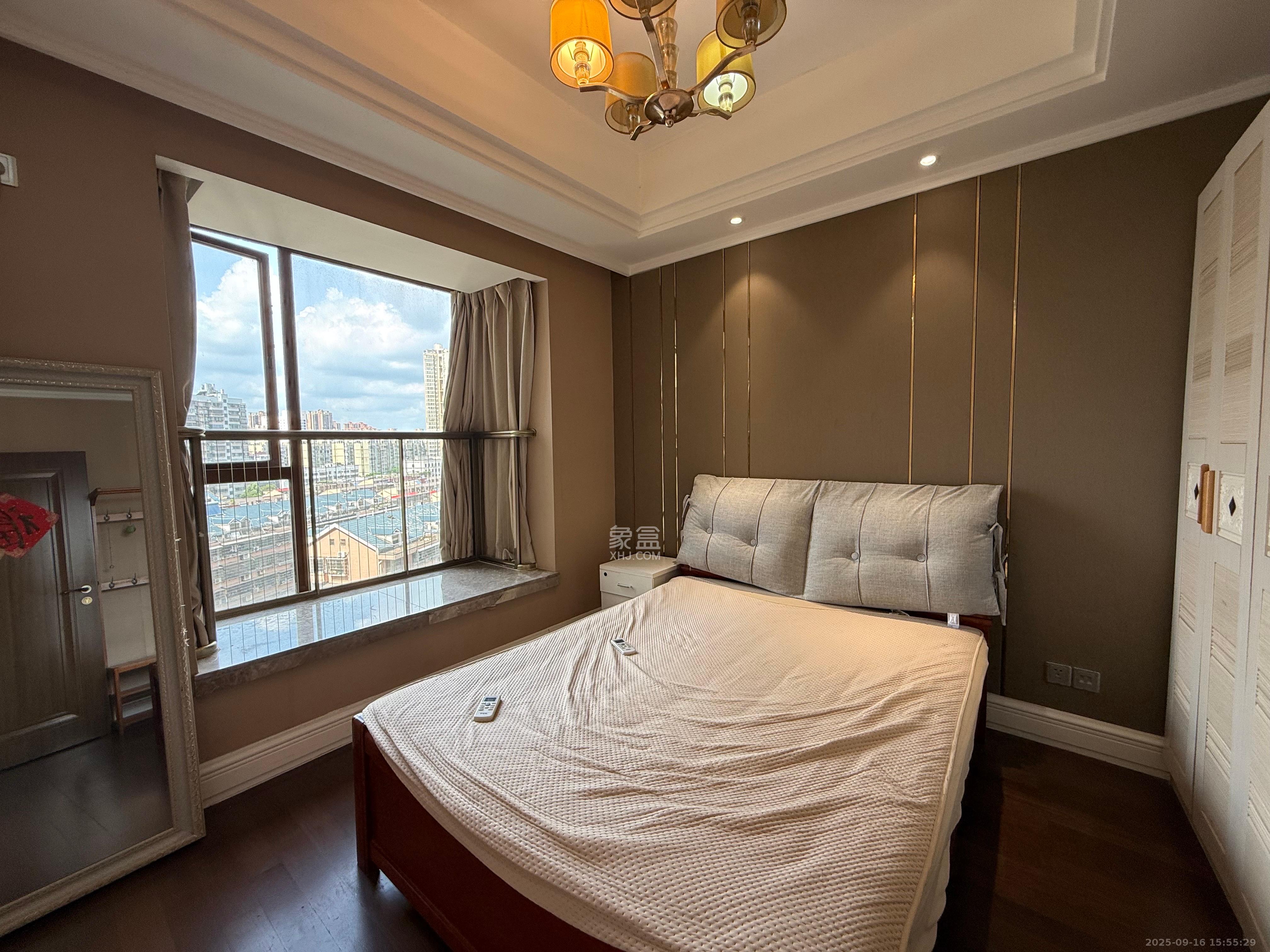 恒大御景半岛湘江苑(恒大御景半岛一期)  3室2厅2卫    4500.0元/月 恒大御景半岛湘江苑(恒大御景半岛一期)  3室2厅2卫    4500.0元/月室内图