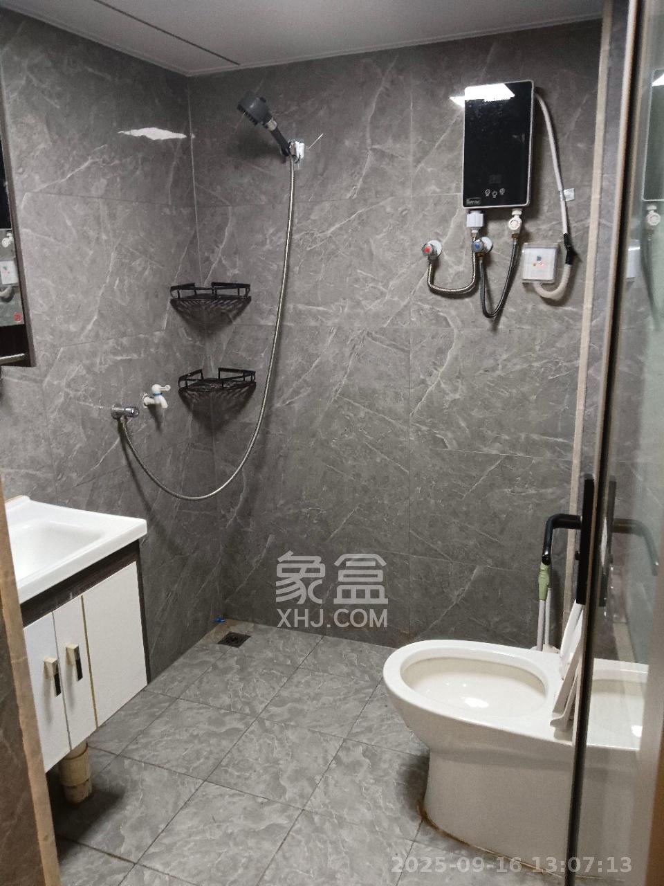 欣隆居 1室0厅0卫 1800.0元/月 欣隆居 1室0厅0卫 1800.0元/月室内图