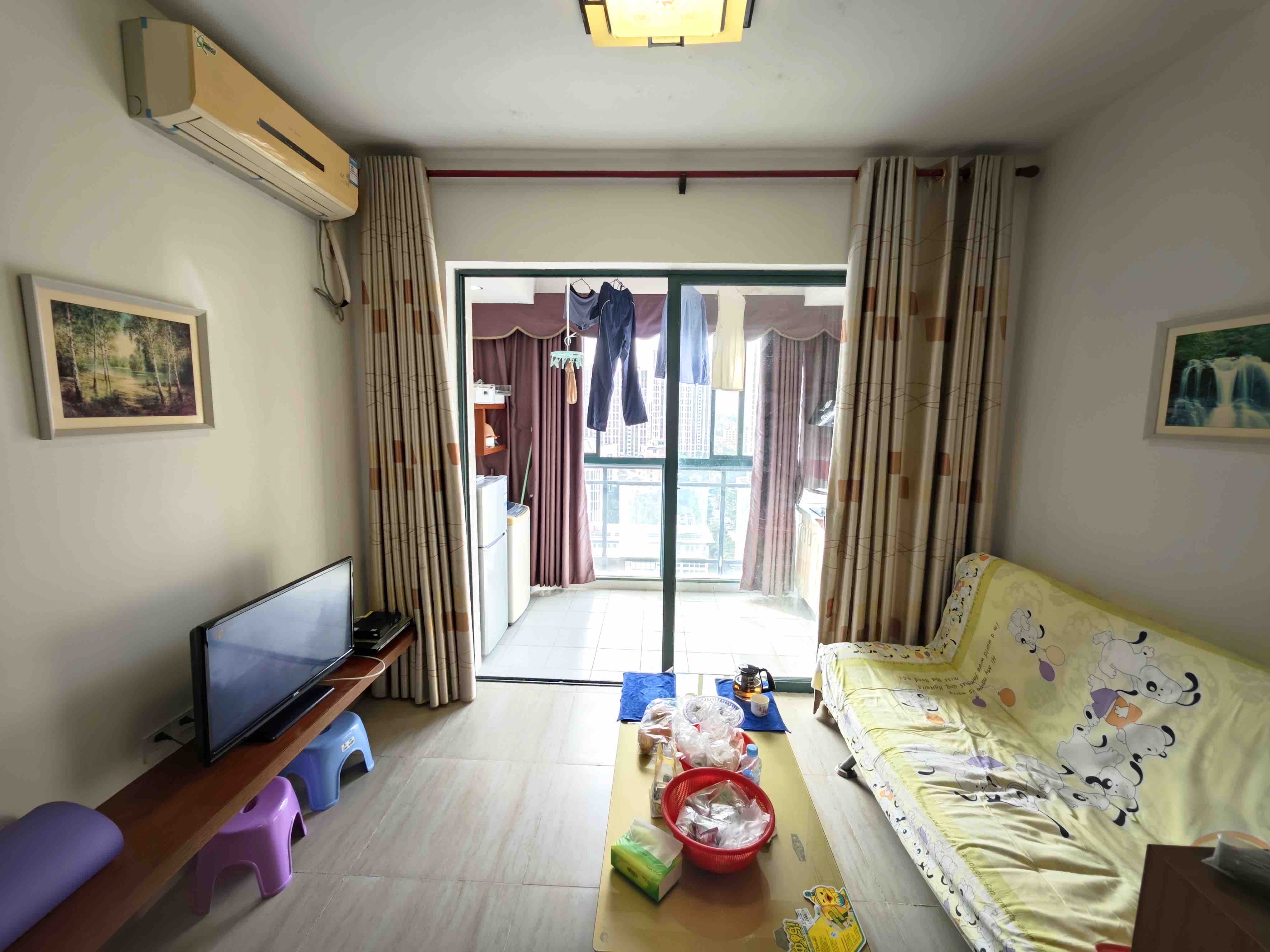 中景花园  1室0厅1卫   1400.00元/月室内图
