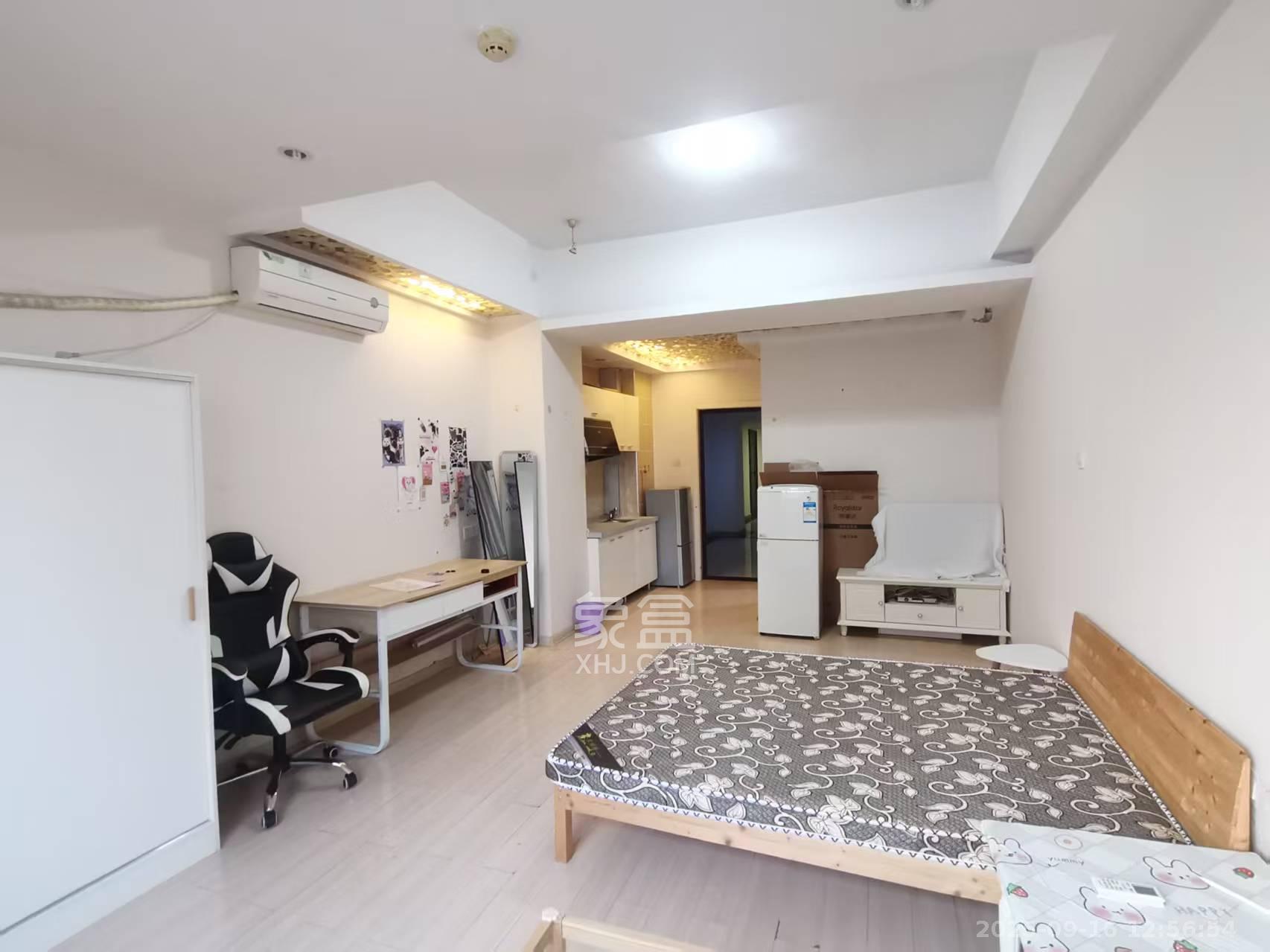 昊天大厦  1室1厅1卫    1600.0元/月室内图