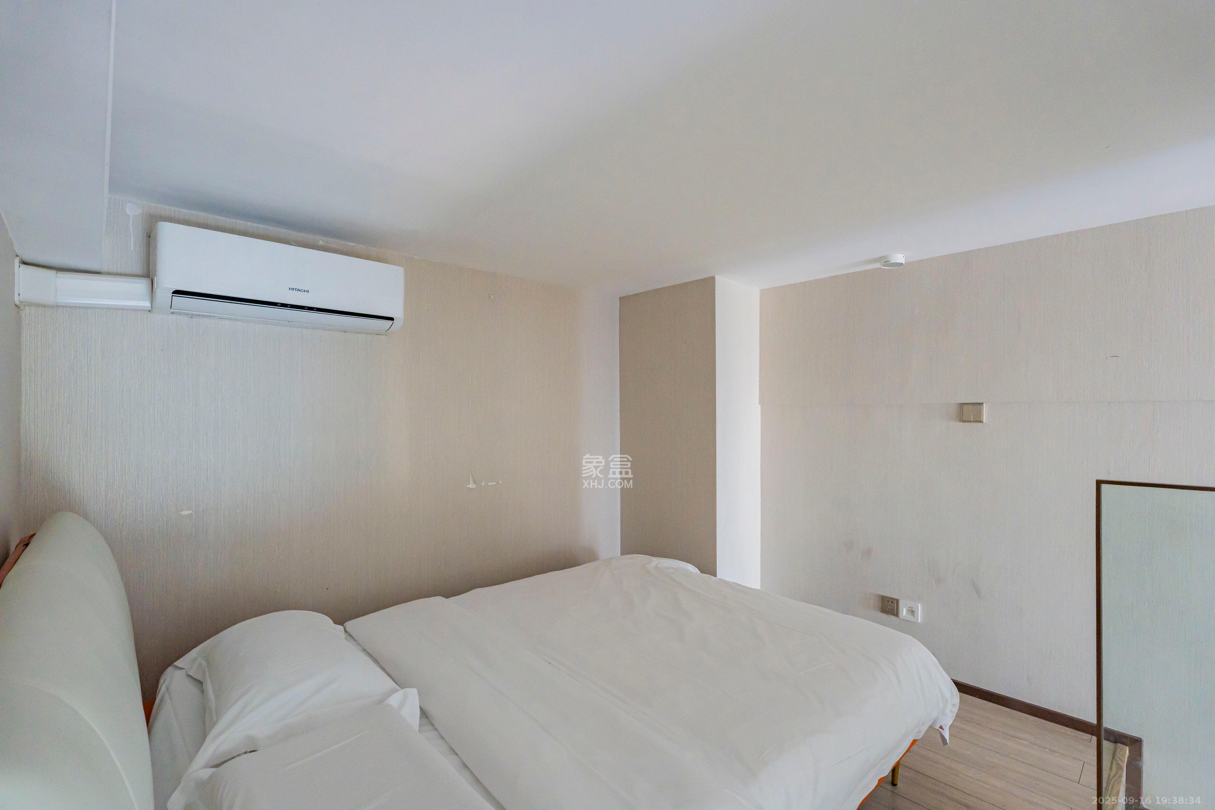 华远华时代 2室2厅1卫 52.0万 华远华时代 2室2厅1卫 52.0万卧室