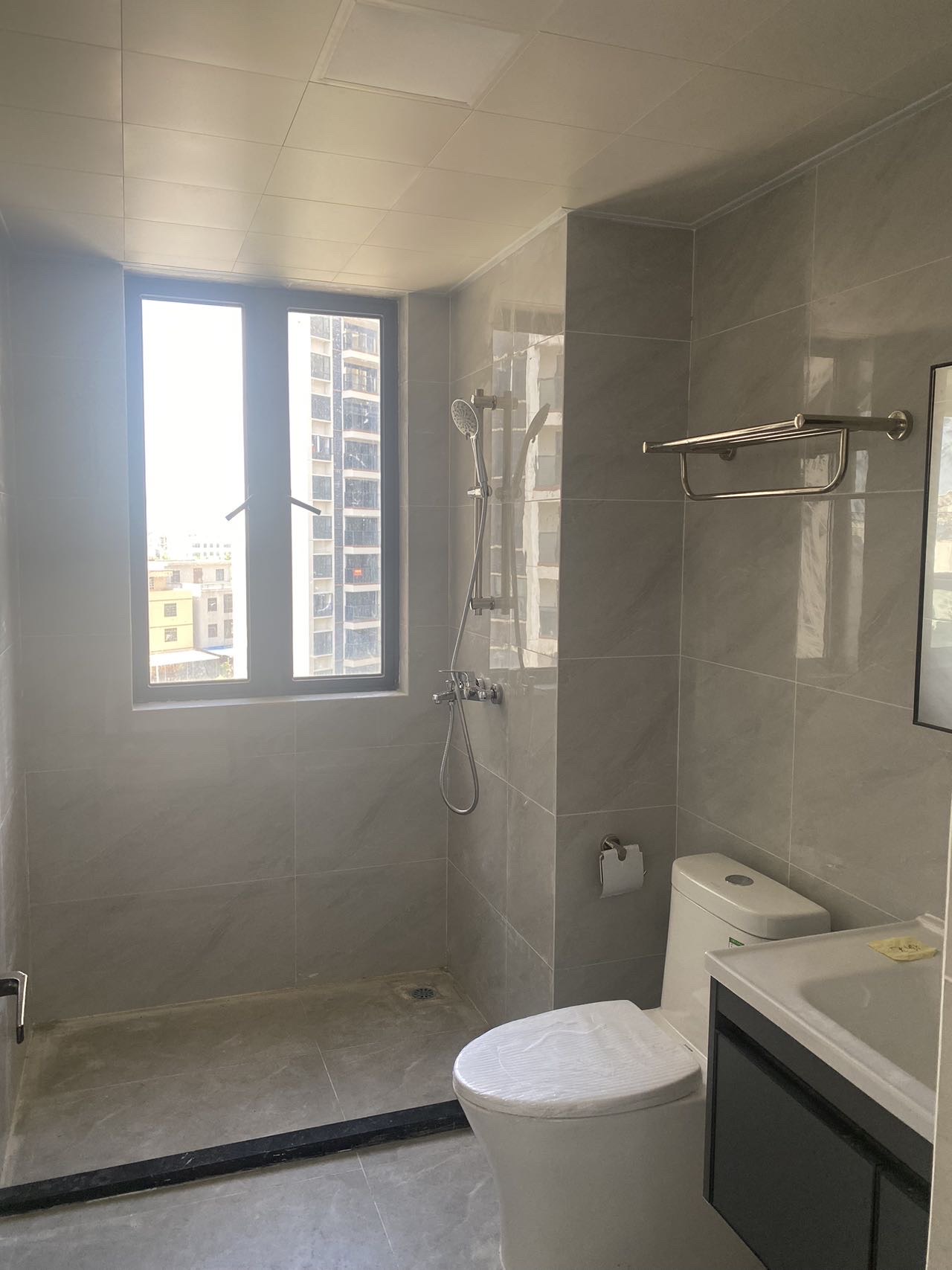 瑞和园 4室2厅1卫 1800.0元/月 瑞和园 4室2厅1卫 1800.0元/月室内图