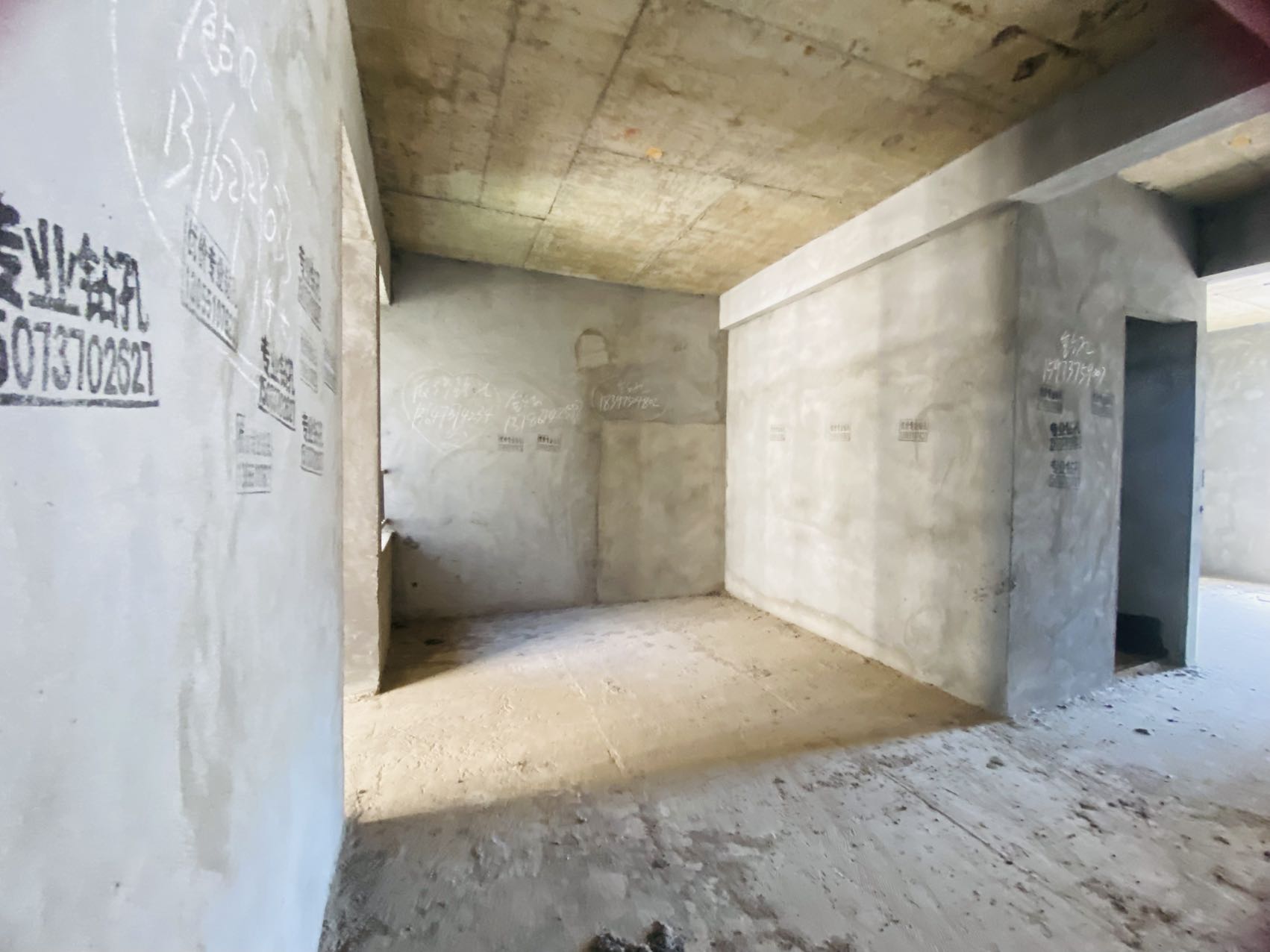 滨江花园  3室2厅2卫    47.8万室内图