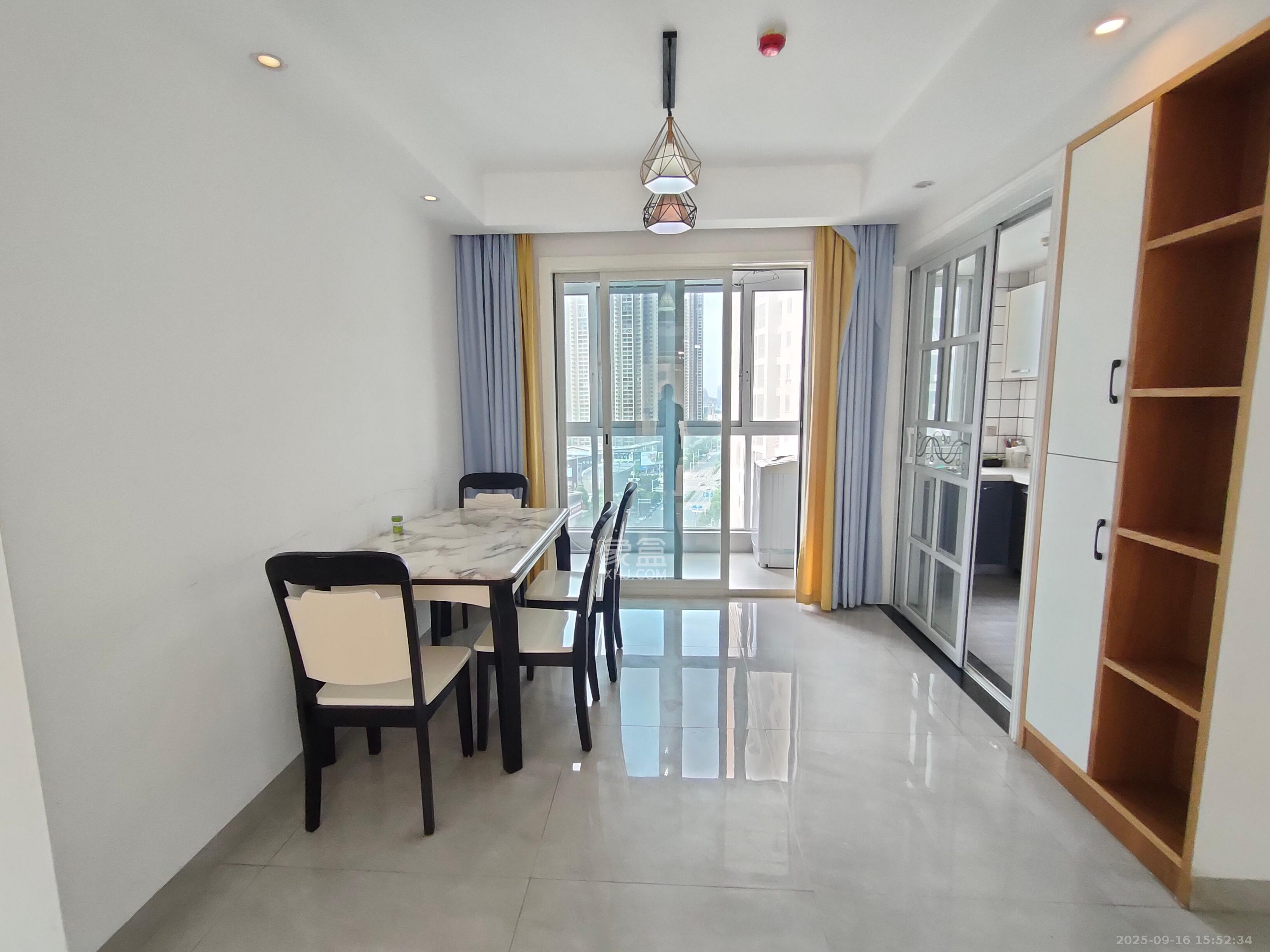 北辰三角洲E4区  4室1厅2卫    4700.0元/月室内图