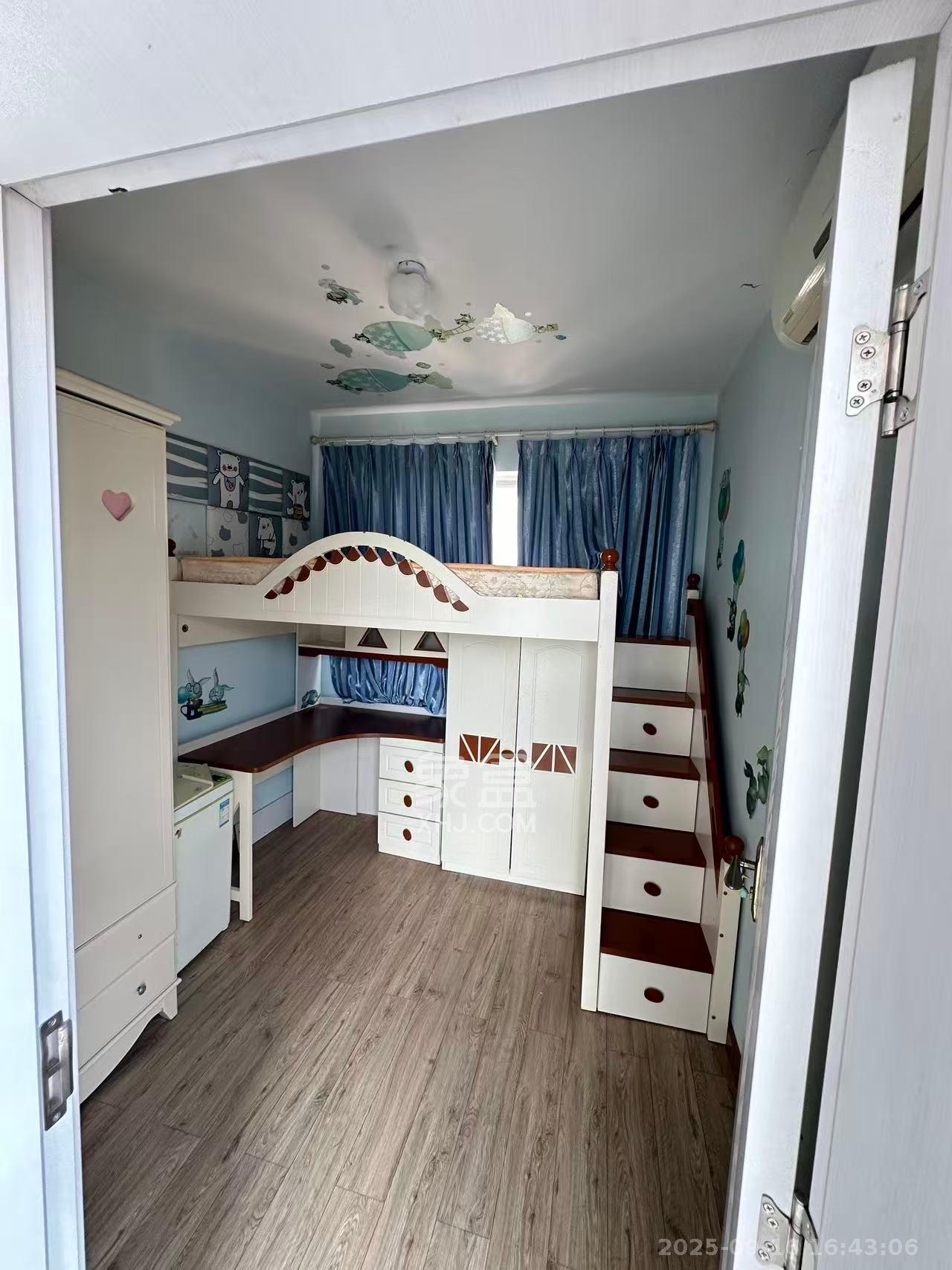 银轩铭誉(四海怡家) 2室1厅1卫 2700.0元/月 银轩铭誉(四海怡家) 2室1厅1卫 2700.0元/月室内图