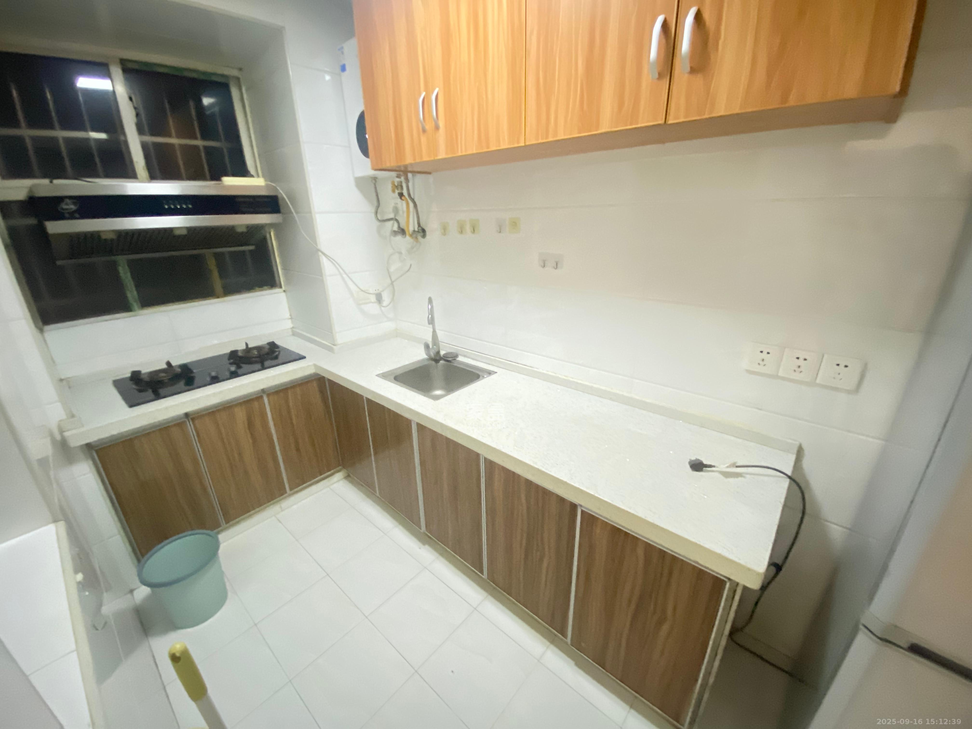 浦沅生活一区  2室1厅1卫    1700.0元/月室内图