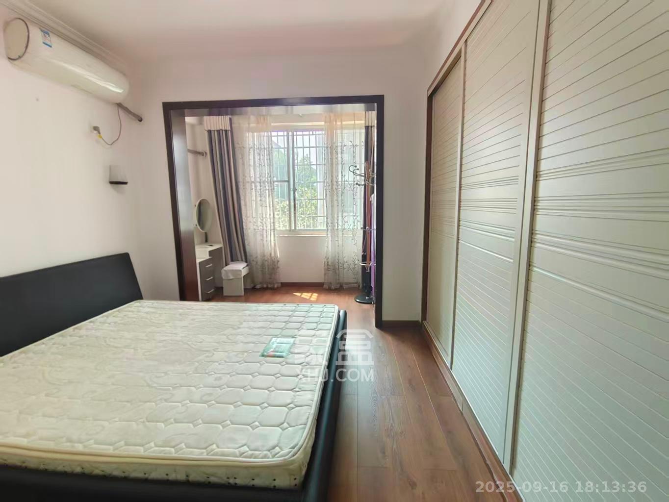 爱民路省工商局宿舍  3室2厅2卫    2400.0元/月室内图