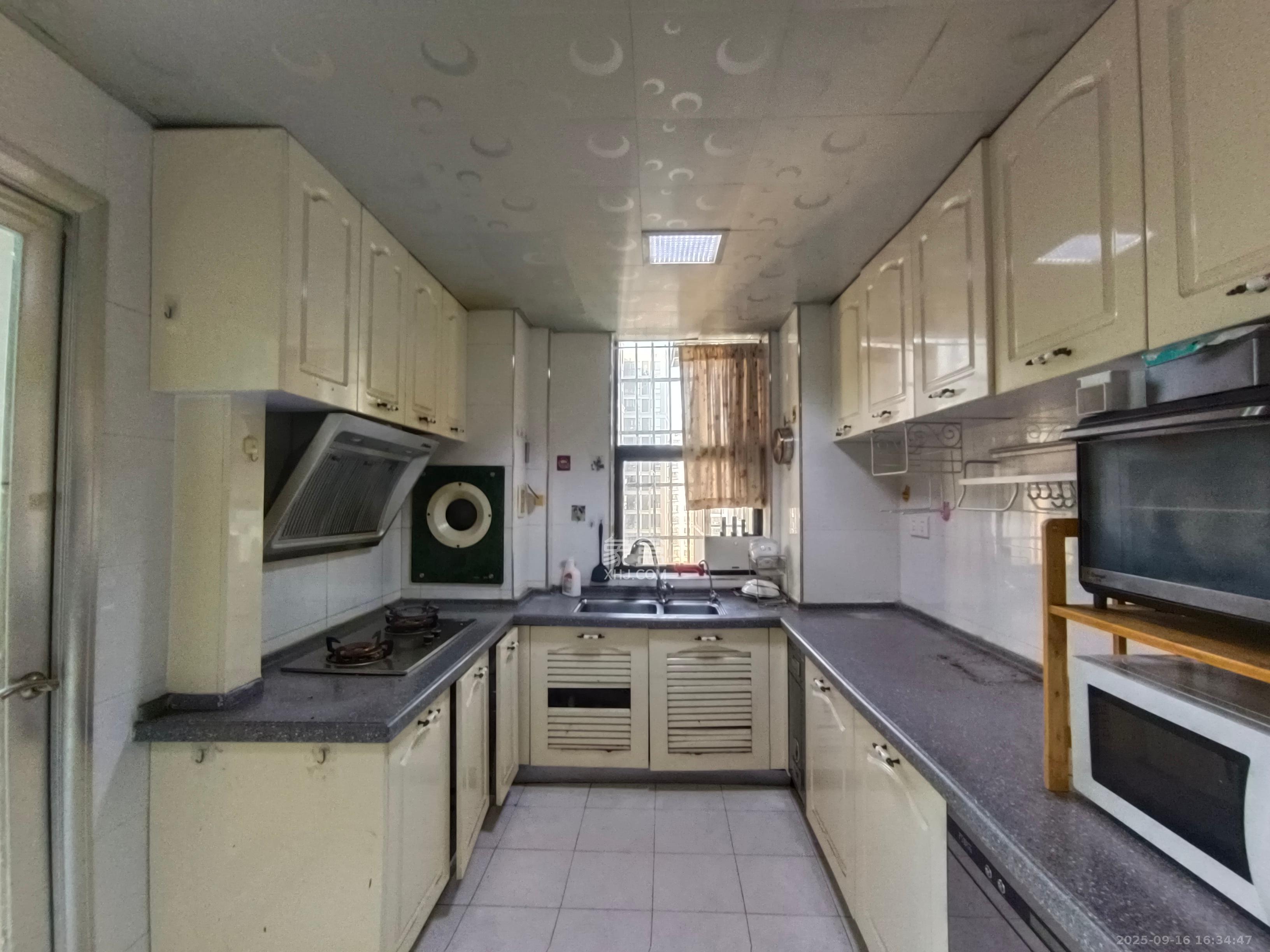 湘诚嘉园  3室2厅2卫    3000.0元/月室内图