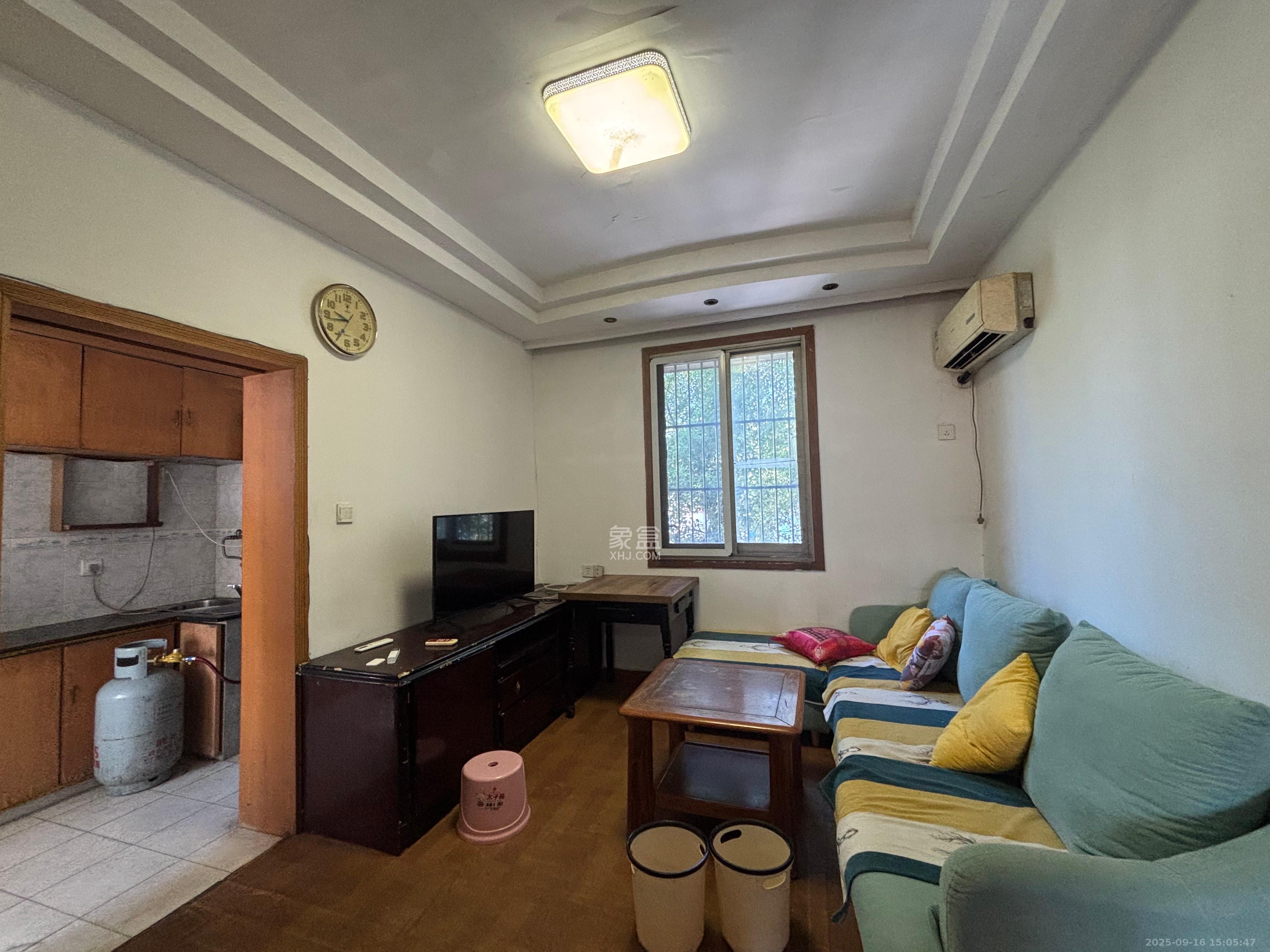 朝阳一、二村 2室1厅1卫 1500.0元/月 朝阳一、二村 2室1厅1卫 1500.0元/月室内图
