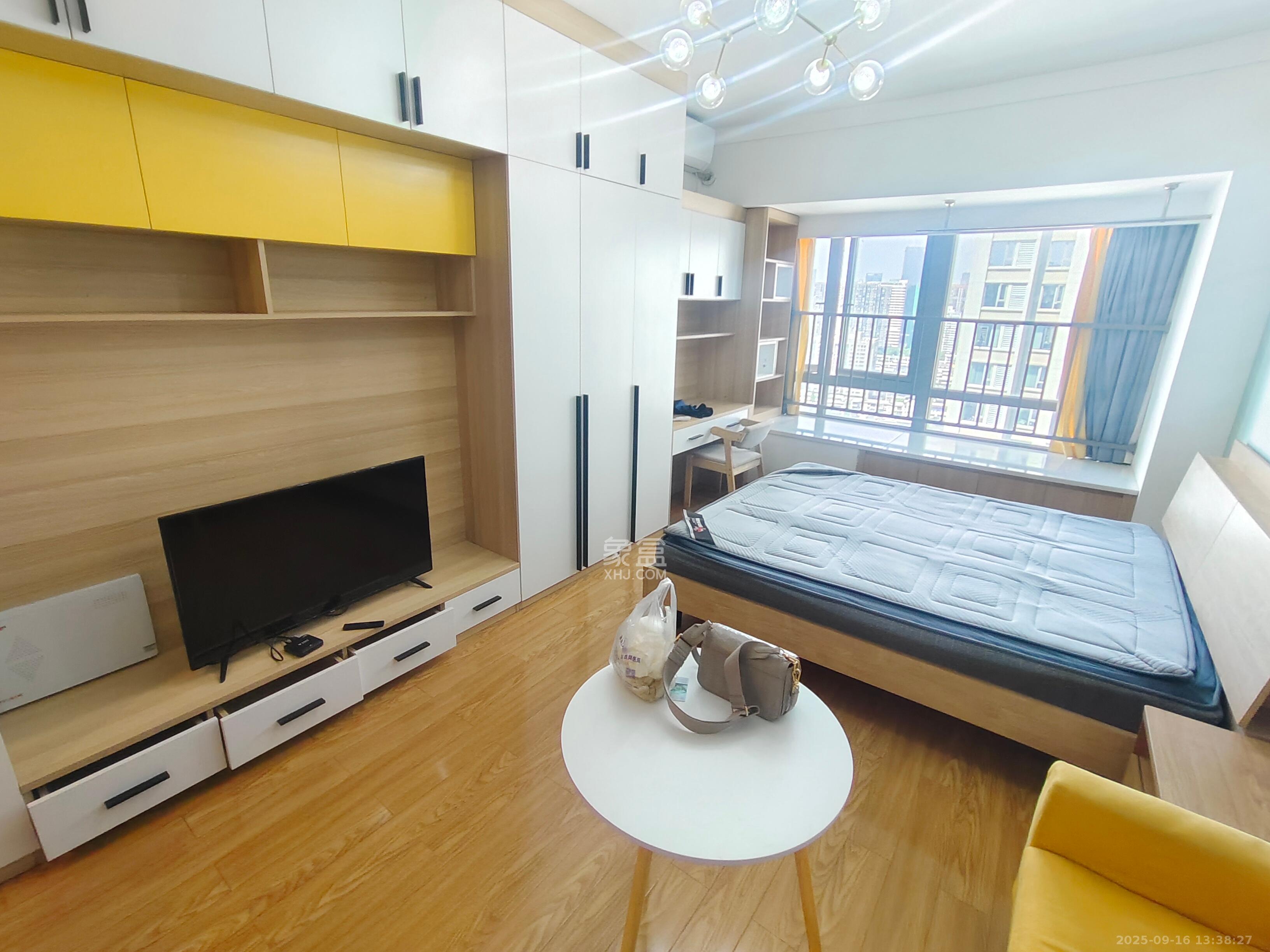 阳光城檀悦 1室1厅1卫 2300.0元/月 阳光城檀悦 1室1厅1卫 2300.0元/月室内图