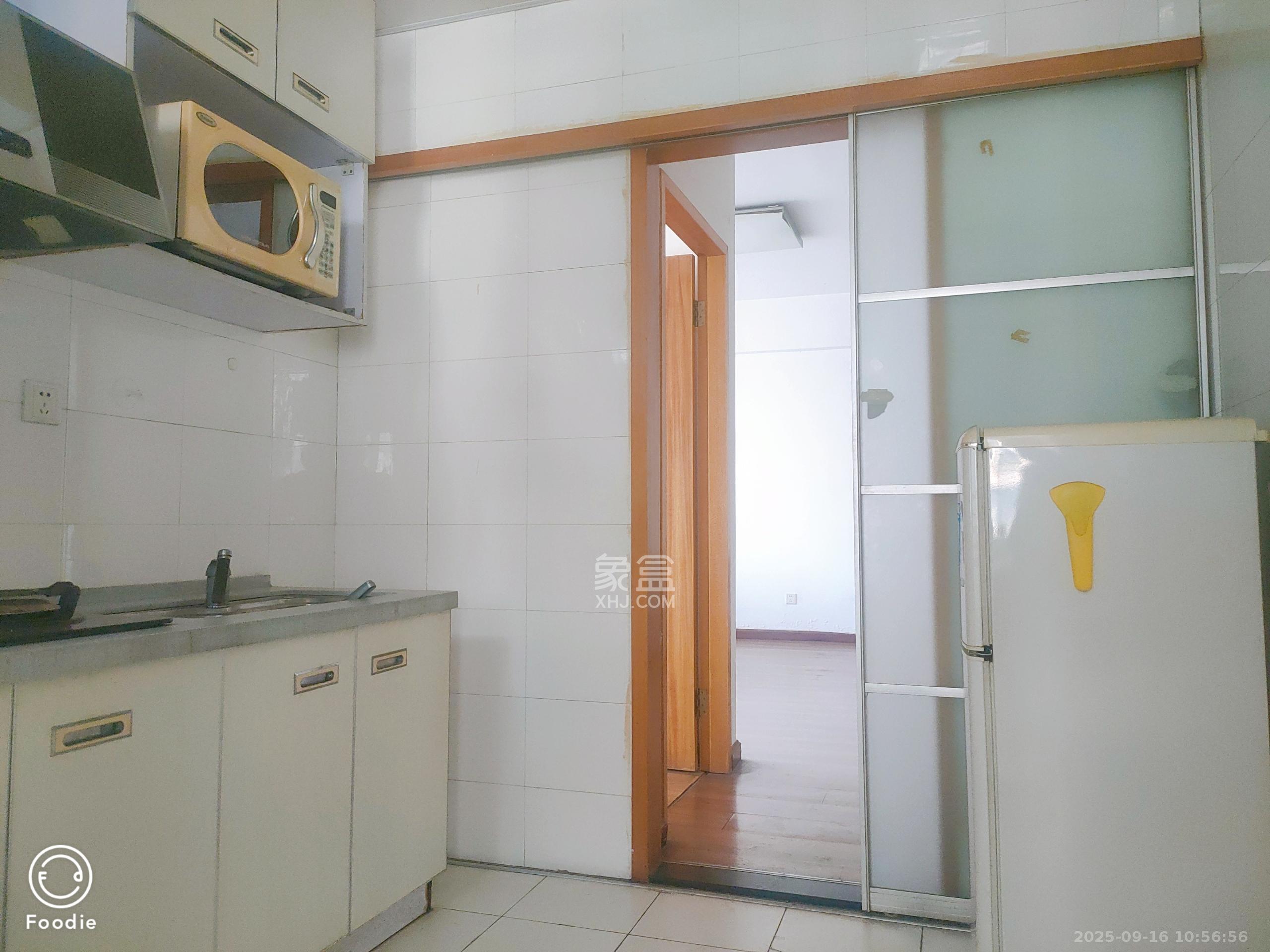 建鸿达现代城 1室0厅0卫 2800.0元/月 建鸿达现代城 1室0厅0卫 2800.0元/月室内图