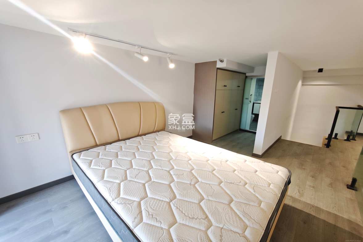 明昇壹城(明昇时代广场)三期 2室2厅1卫 2400.0元/月 明昇壹城(明昇时代广场)三期 2室2厅1卫 2400.0元/月室内图