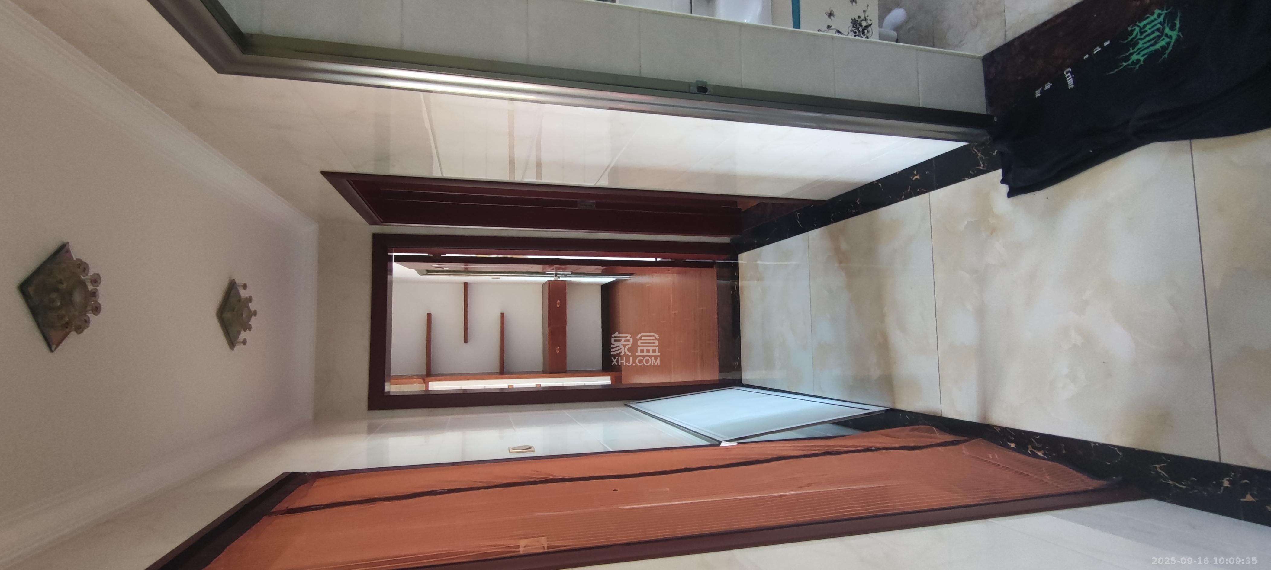 嘉顺苑 3室2厅1卫 2700.0元/月 嘉顺苑 3室2厅1卫 2700.0元/月室内图