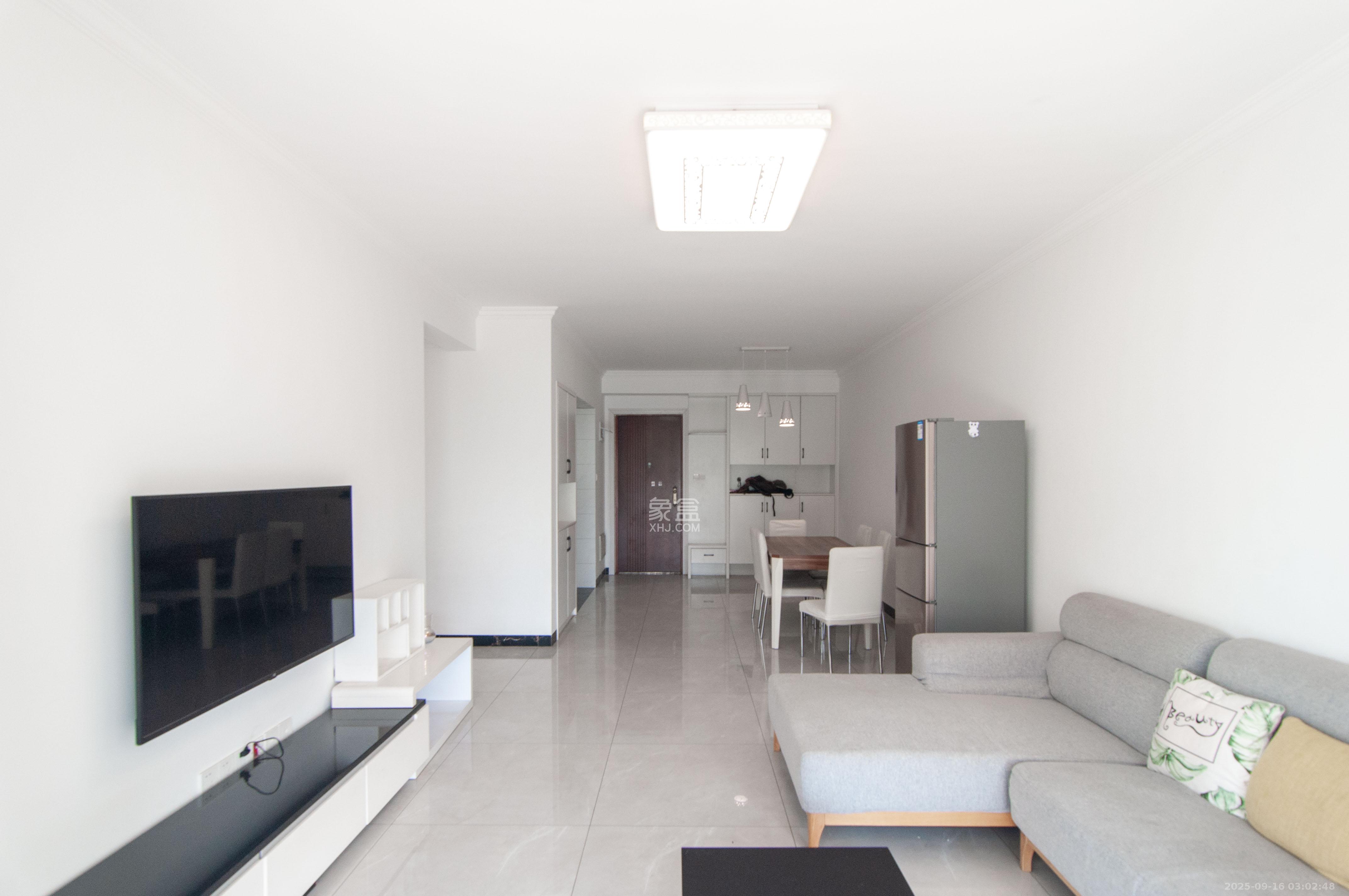 佳兆业云顶梅溪湖(佳兆业梅溪荟) 3室2厅2卫 123.0万 佳兆业云顶梅溪湖(佳兆业梅溪荟) 3室2厅2卫 123.0万客厅