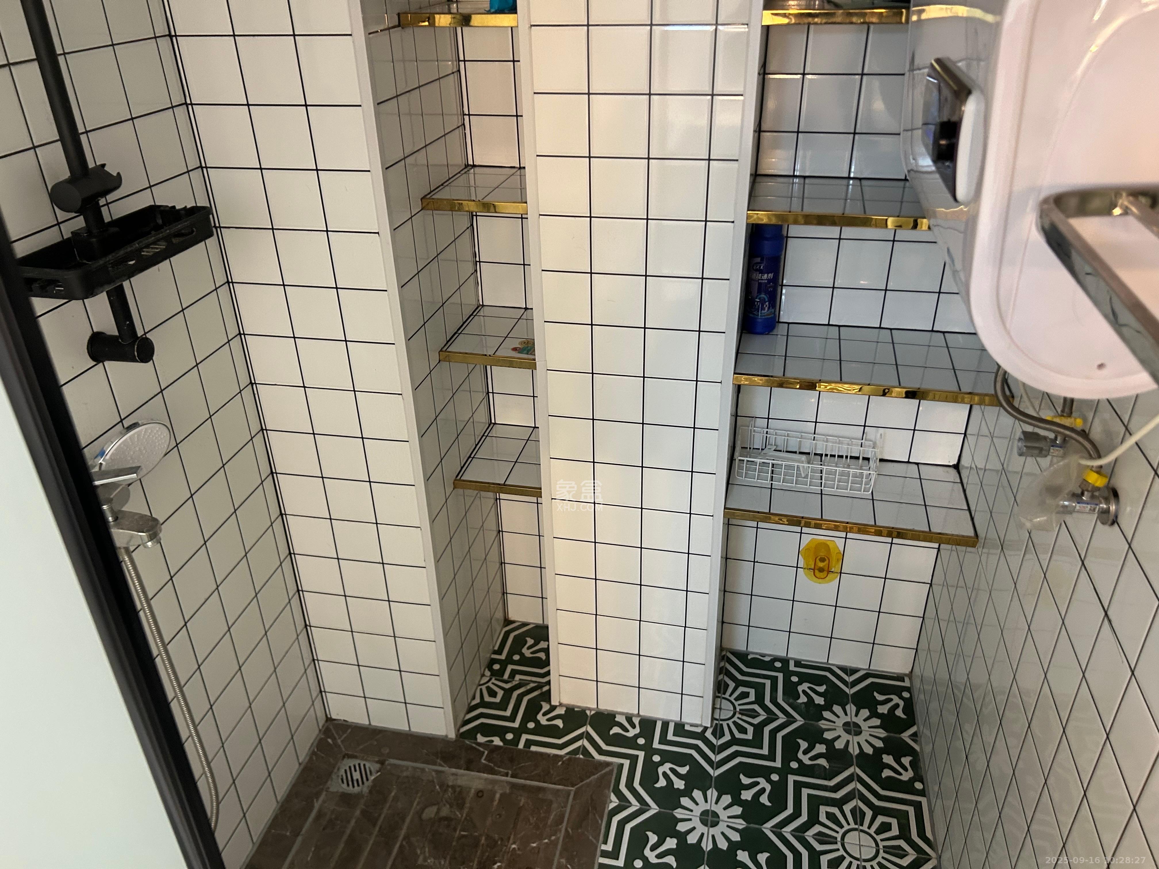 中国铁建梅溪青秀三期 2室1厅1卫 2000.0元/月 中国铁建梅溪青秀三期 2室1厅1卫 2000.0元/月室内图