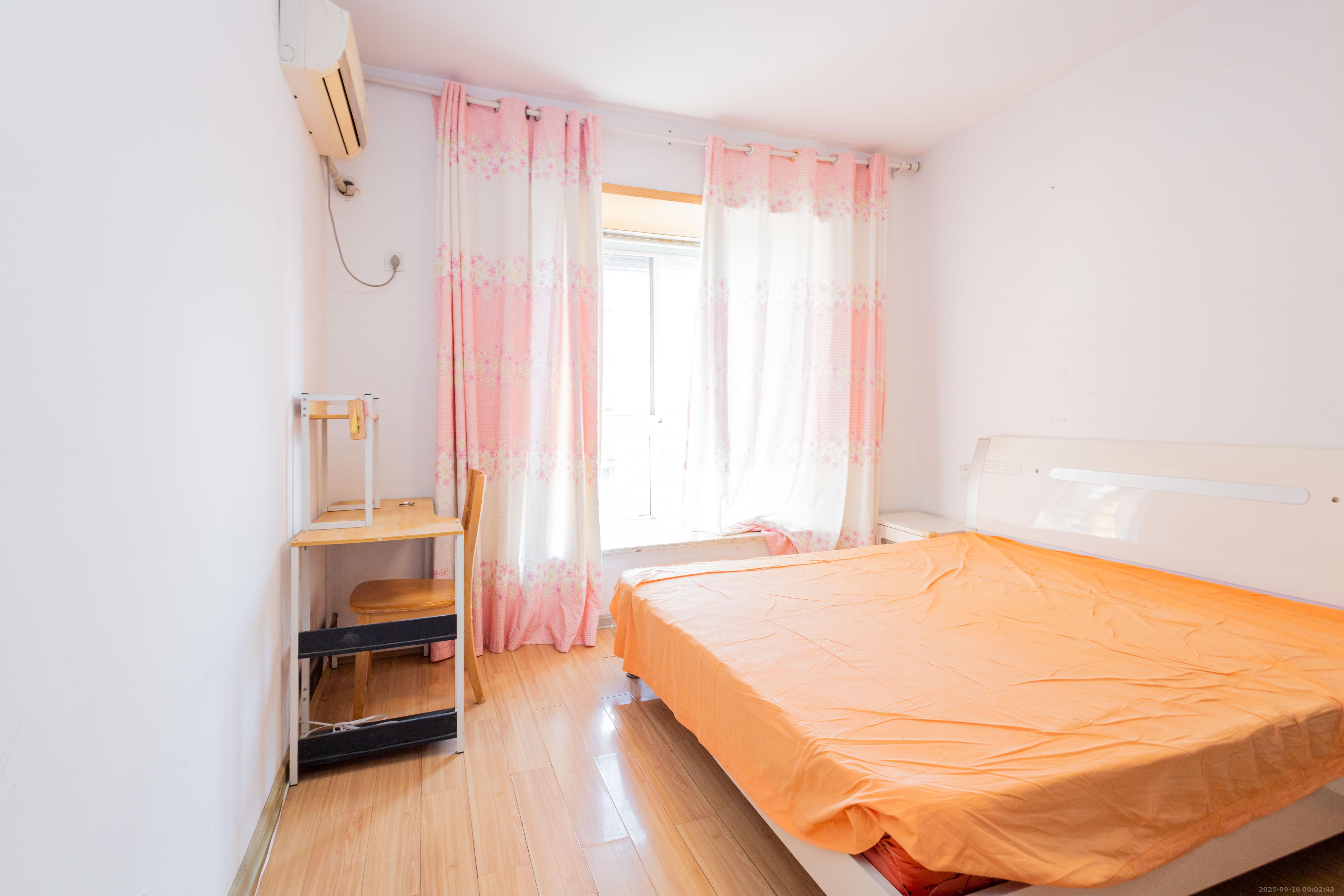 博雅湘水湾 3室2厅2卫 58.0万 博雅湘水湾 3室2厅2卫 58.0万卧室