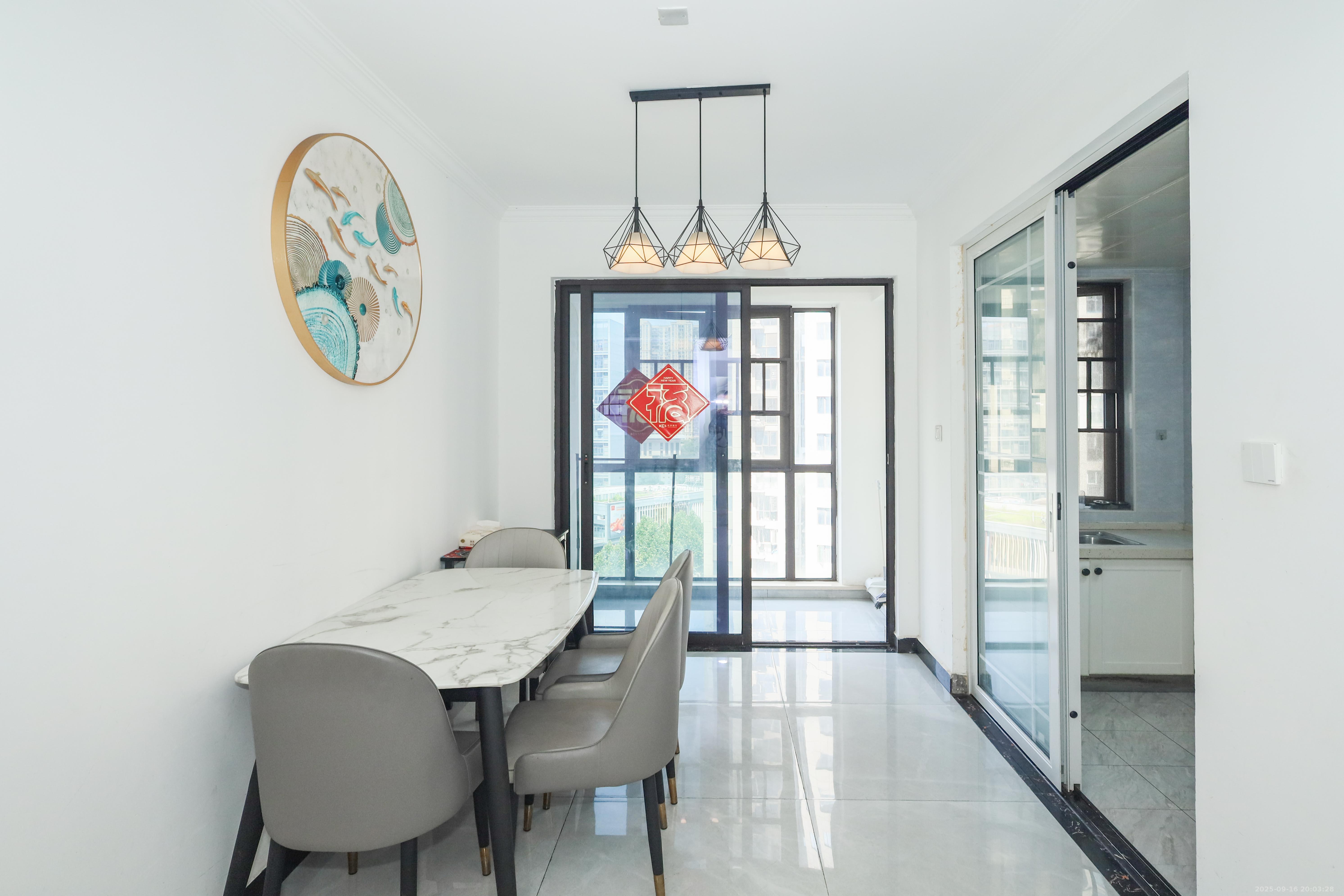 中国铁建梅溪青秀二期  4室2厅2卫    142.0万其他