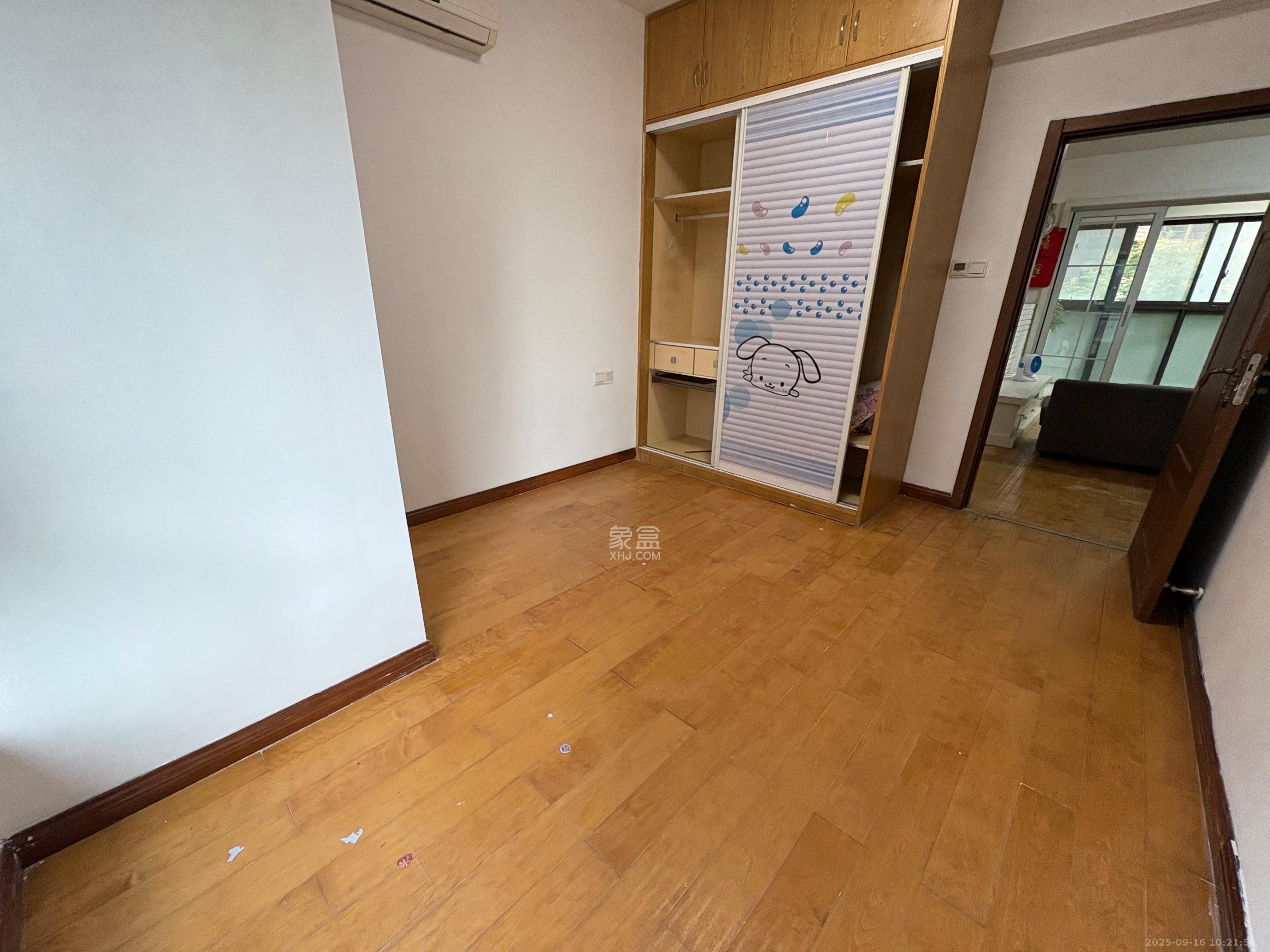 通用时代国际社区  3室1厅1卫   3000.00元/月室内图