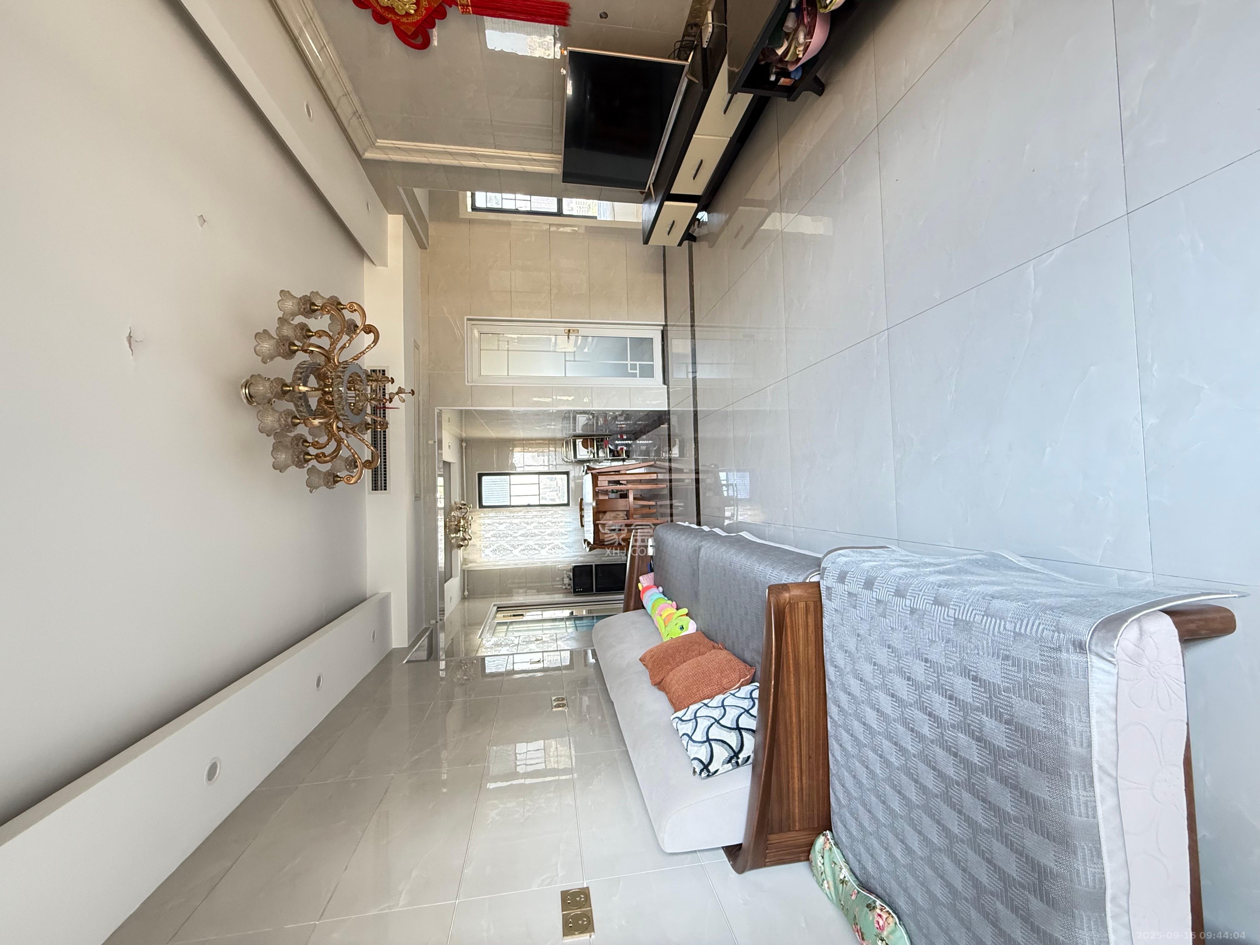 园康星都荟  4室2厅2卫    2800.0元/月室内图