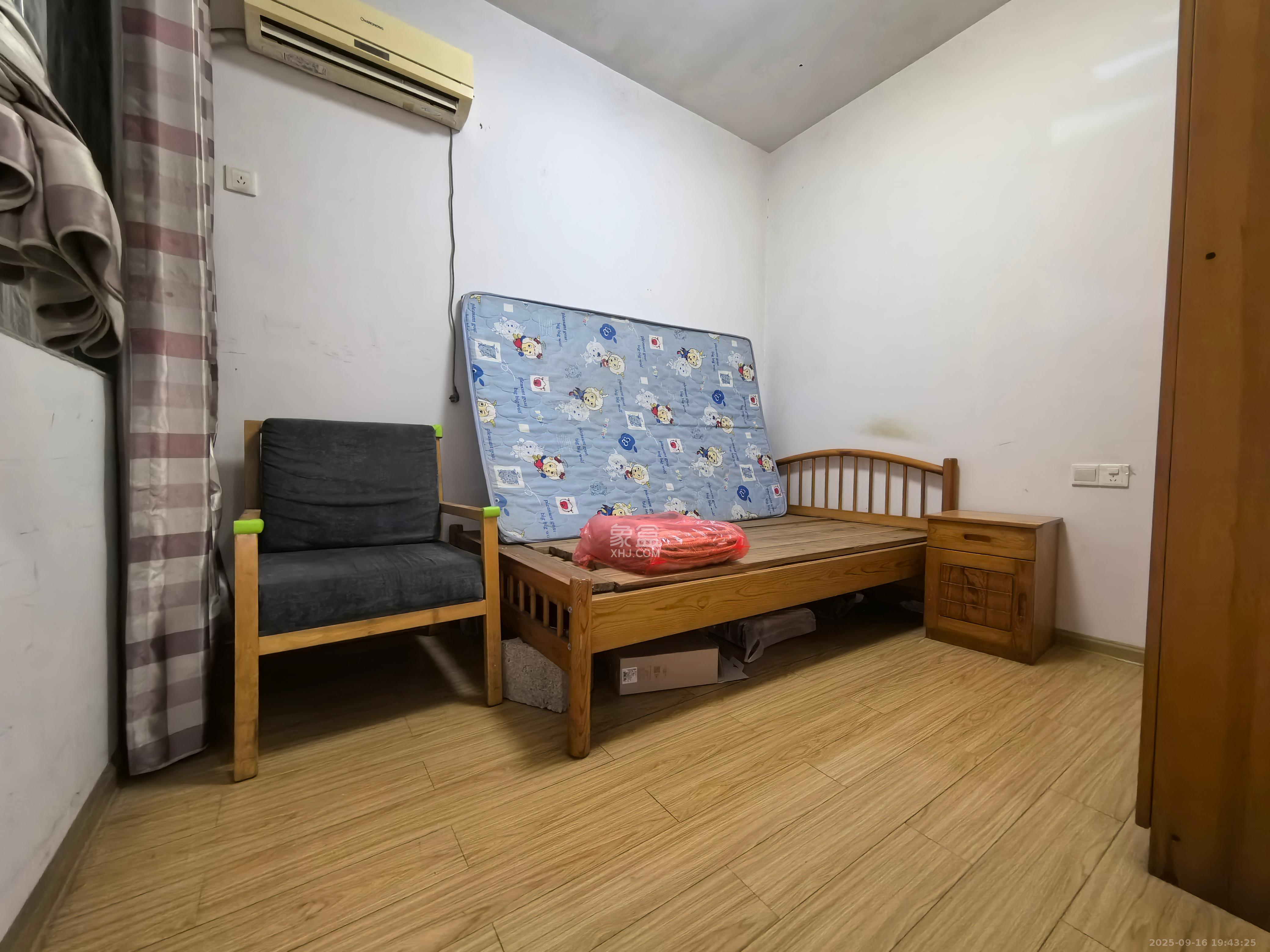 凯姆国际 2室2厅1卫 1800.0元/月 凯姆国际 2室2厅1卫 1800.0元/月室内图