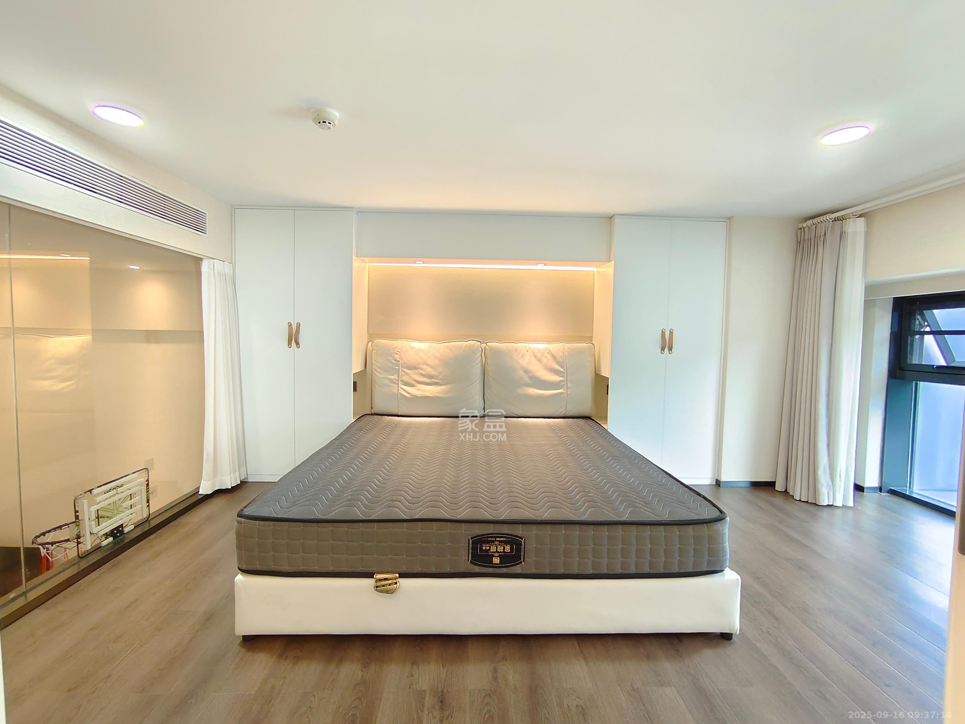 达美寰宇中心 2室1厅1卫 4500.0元/月 达美寰宇中心 2室1厅1卫 4500.0元/月室内图