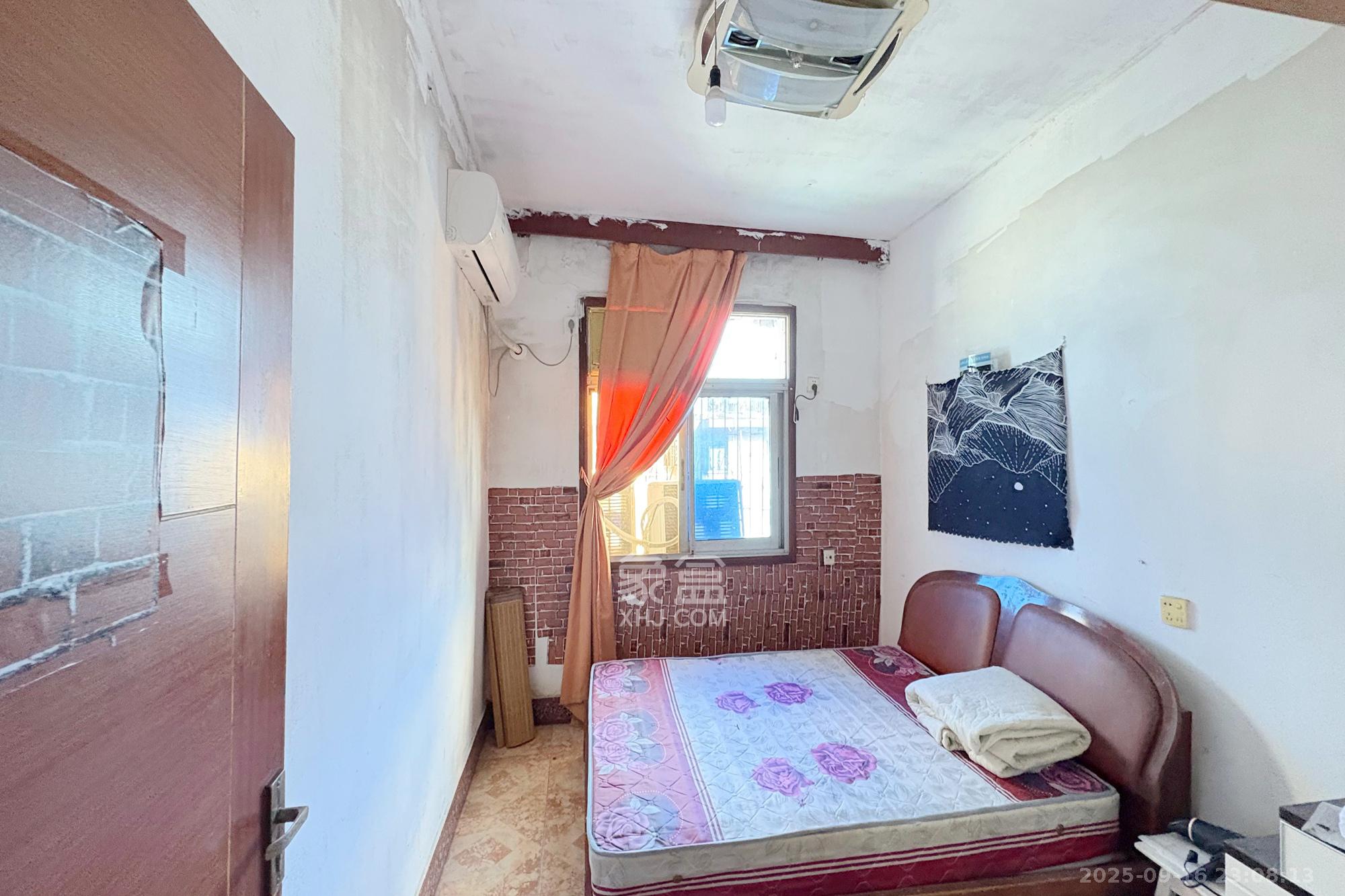 吉景小区  2室1厅1卫    28.0万卧室