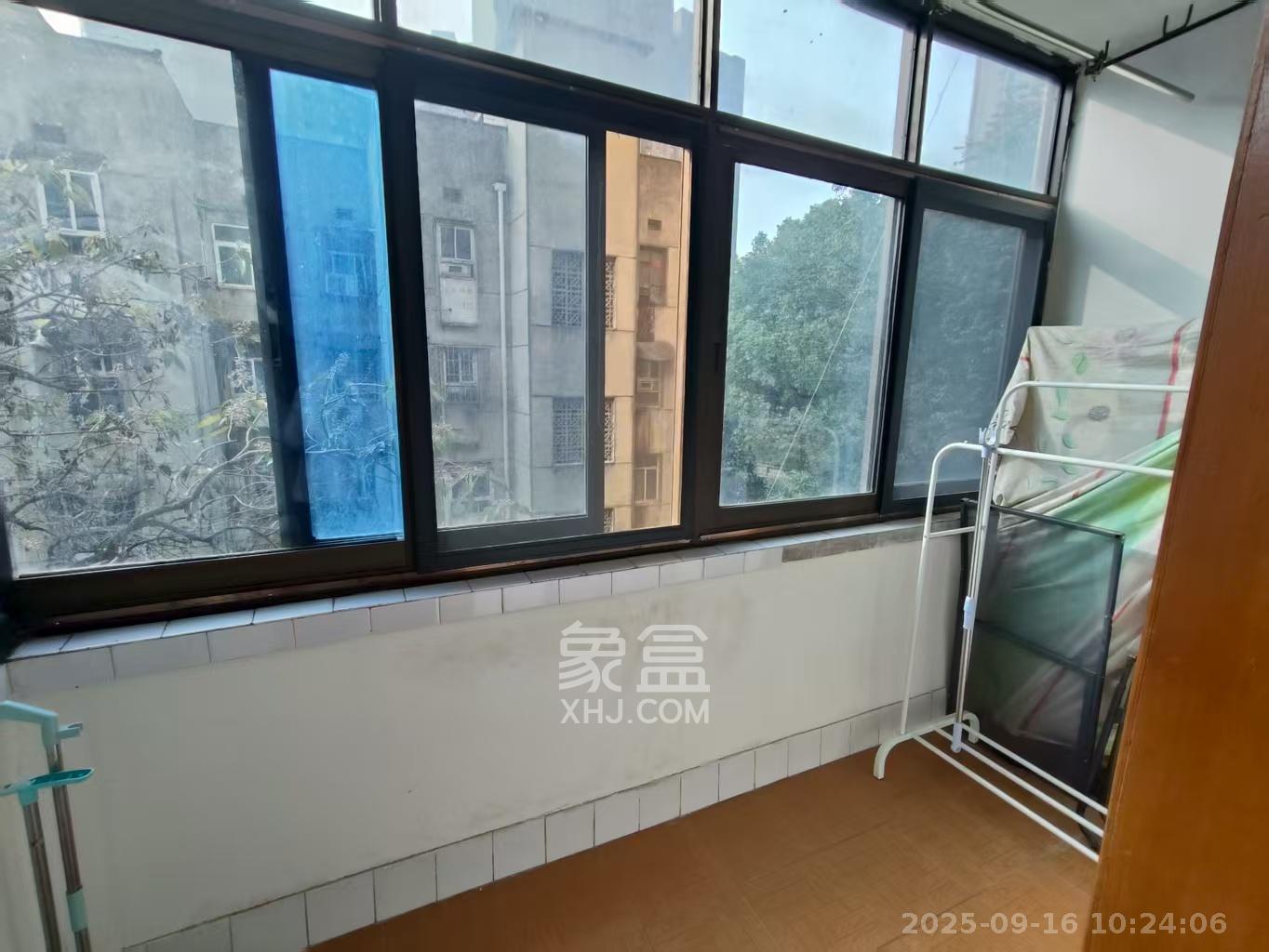 枫树塘小区  2室1厅1卫   1700.00元/月室内图