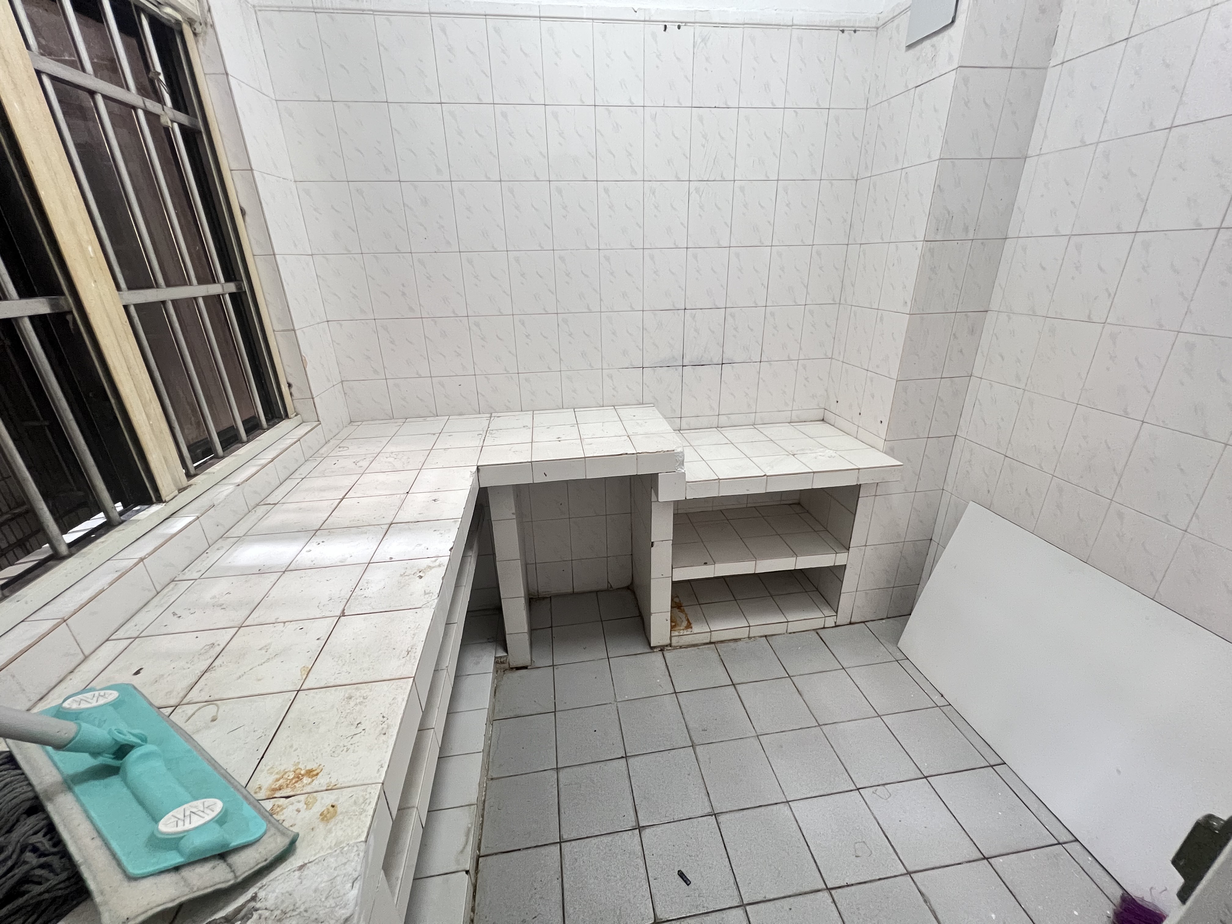 富豪大厦(富豪花园) 3室2厅1卫 2300.0元/月 富豪大厦(富豪花园) 3室2厅1卫 2300.0元/月室内图