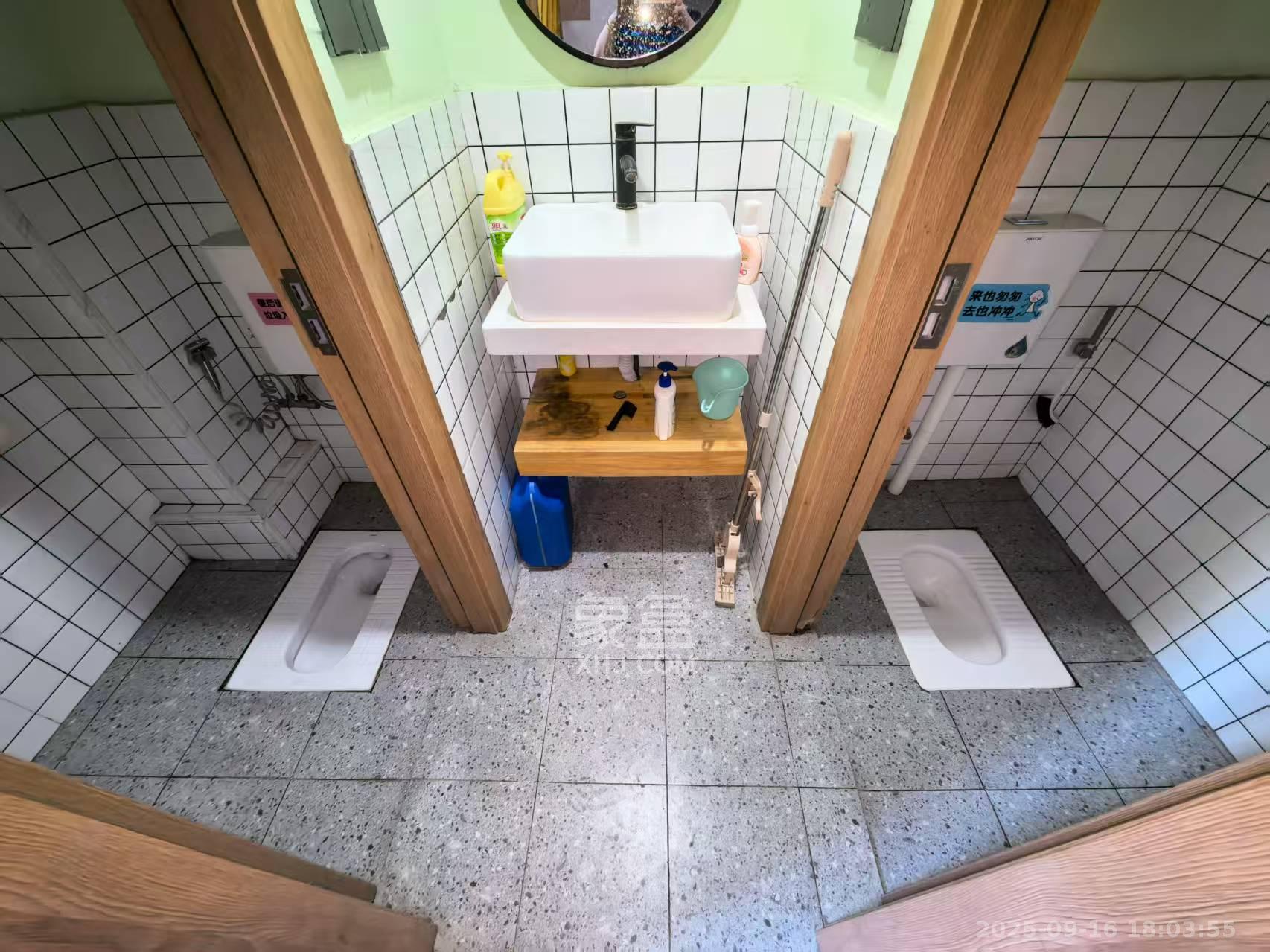 龙湖湘风原著（龙湖湘风星城）  5室3厅4卫    8000.0元/月室内图