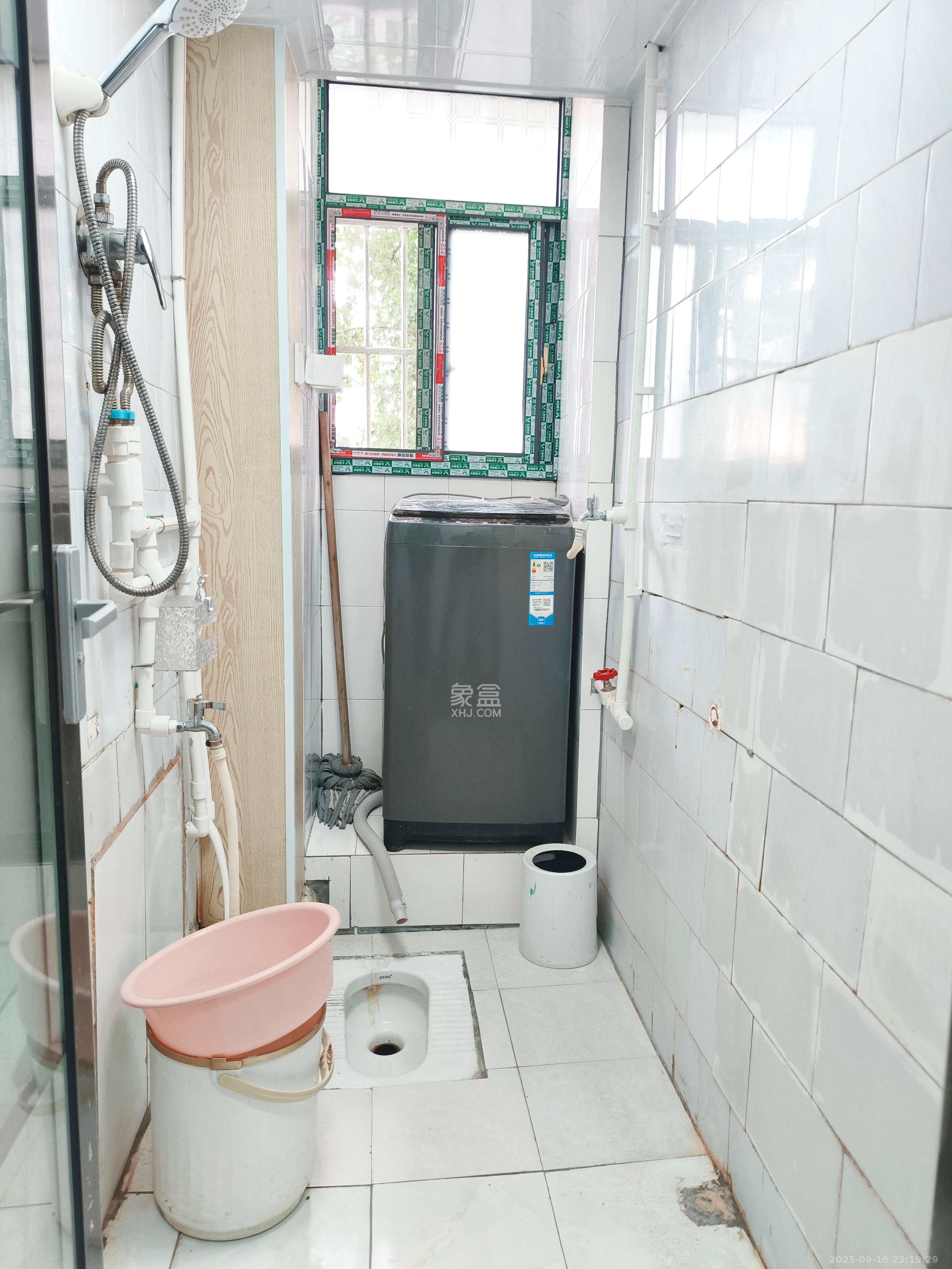 火星五片 2室1厅1卫 800.0元/月 火星五片 2室1厅1卫 800.0元/月室内图