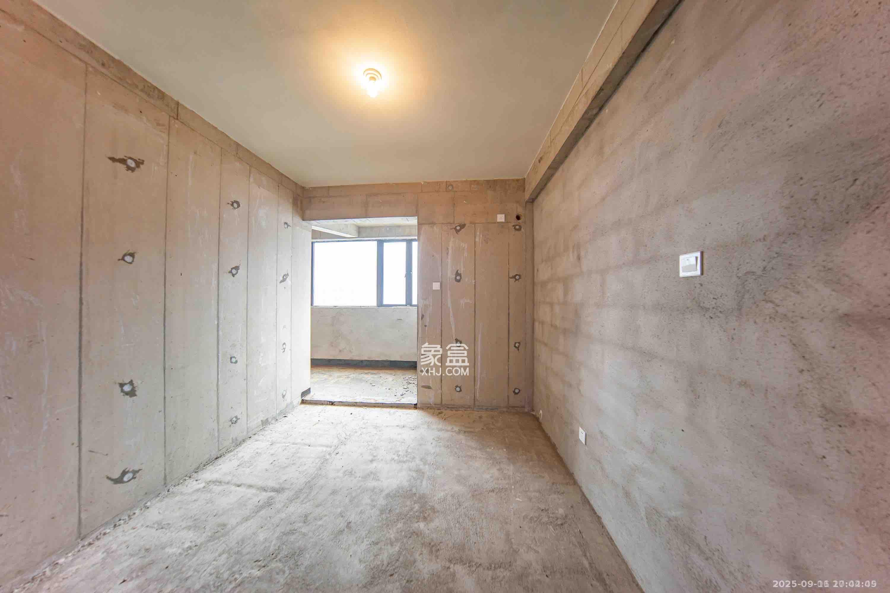 恒大誉府(融誉商业中心)  1室1厅1卫    2000.0元/月 恒大誉府(融誉商业中心)  1室1厅1卫    2000.0元/月室内图