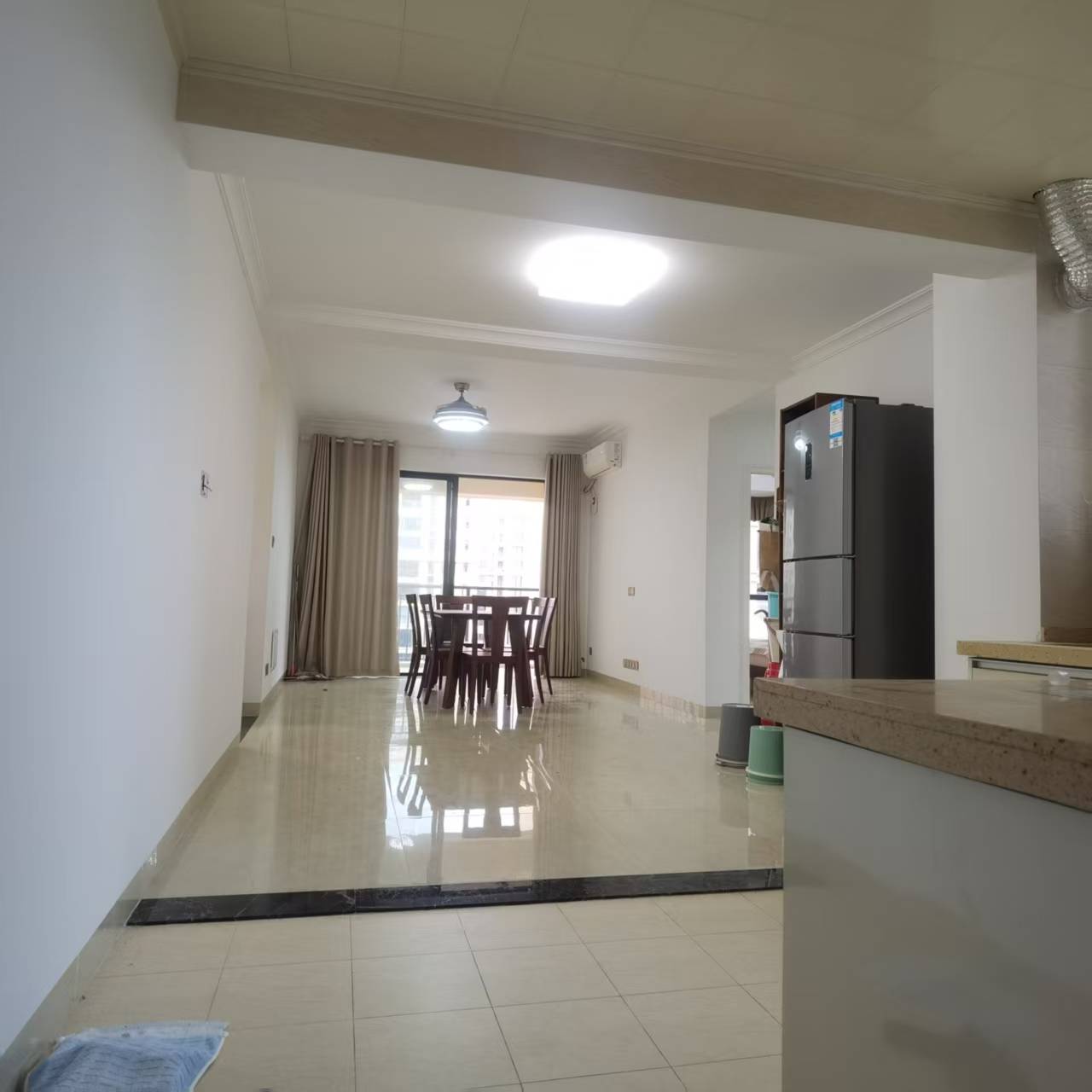 华府蓝湾 2室1厅1卫 100.0万 华府蓝湾 2室1厅1卫 100.0万室内图