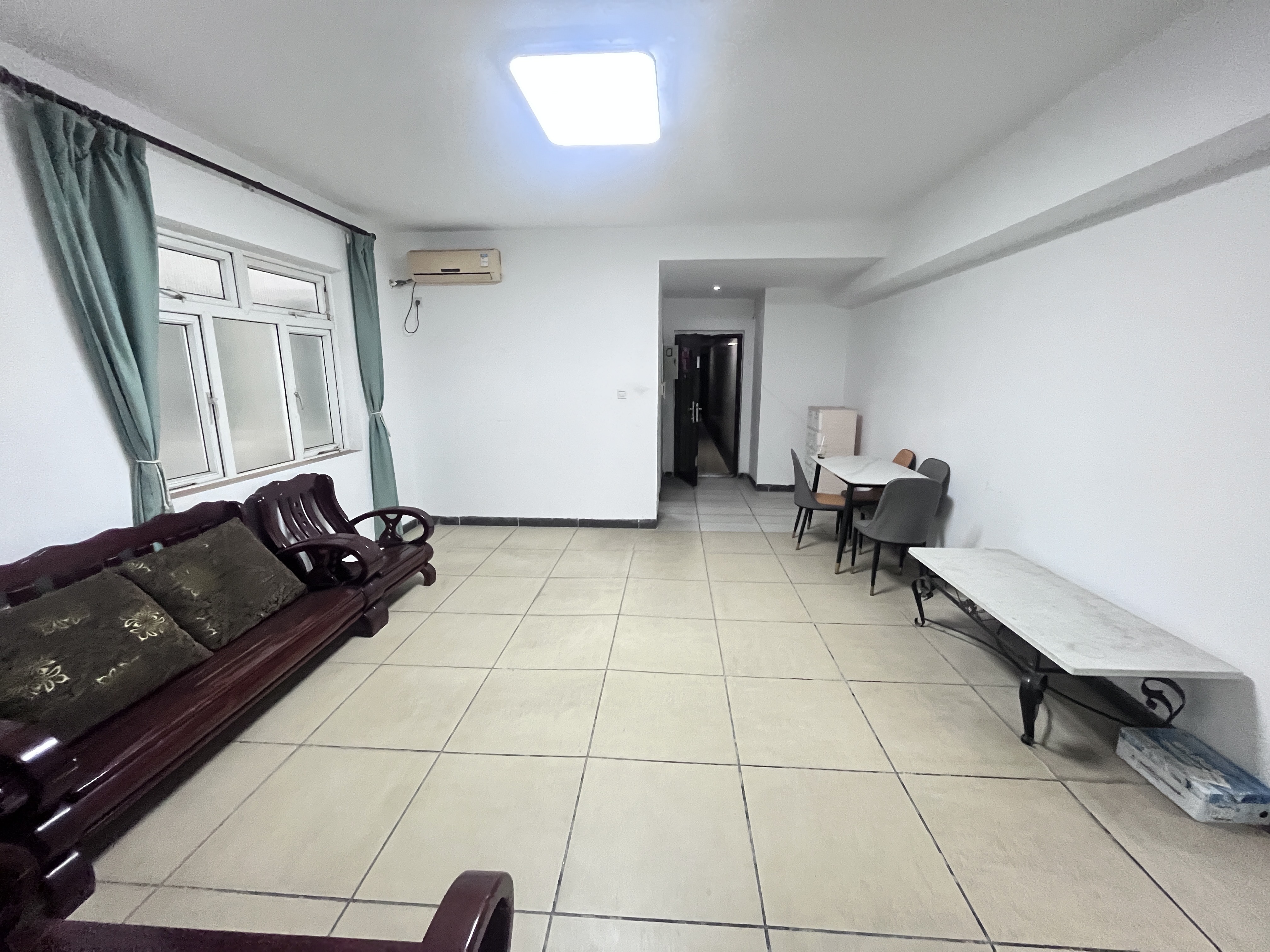 富丽花园 2室2厅1卫 2000.0元/月 富丽花园 2室2厅1卫 2000.0元/月室内图