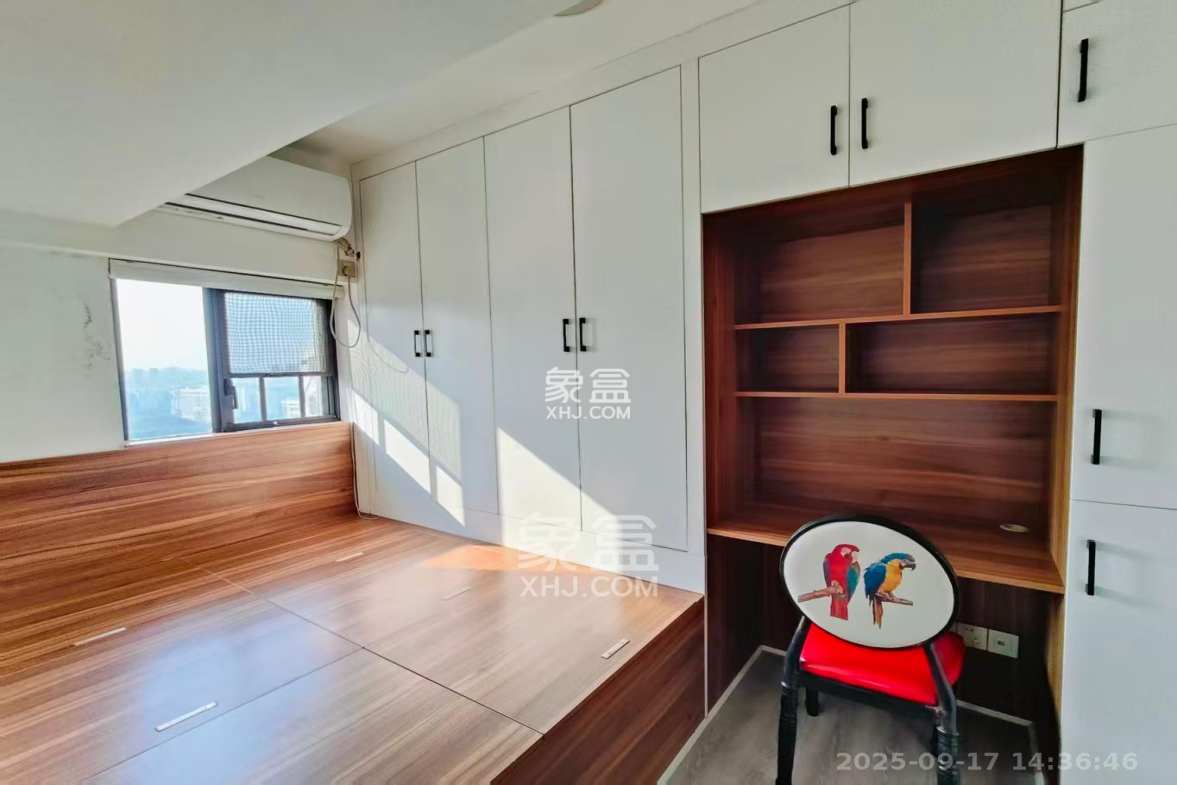 麓江春 2室1厅2卫 2400.0元/月 麓江春 2室1厅2卫 2400.0元/月室内图