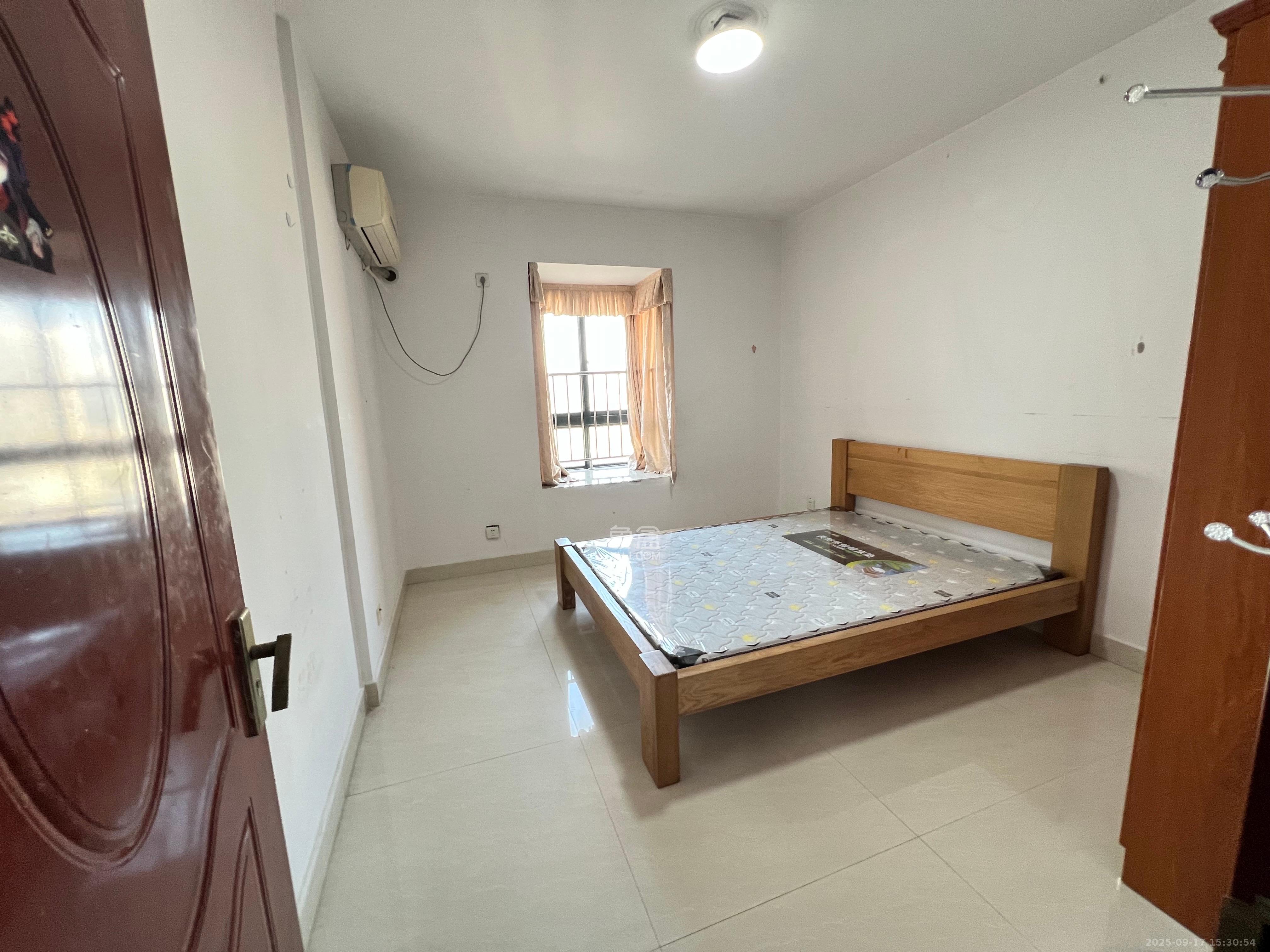 东玺门 2室2厅1卫 2400.0元/月 东玺门 2室2厅1卫 2400.0元/月室内图