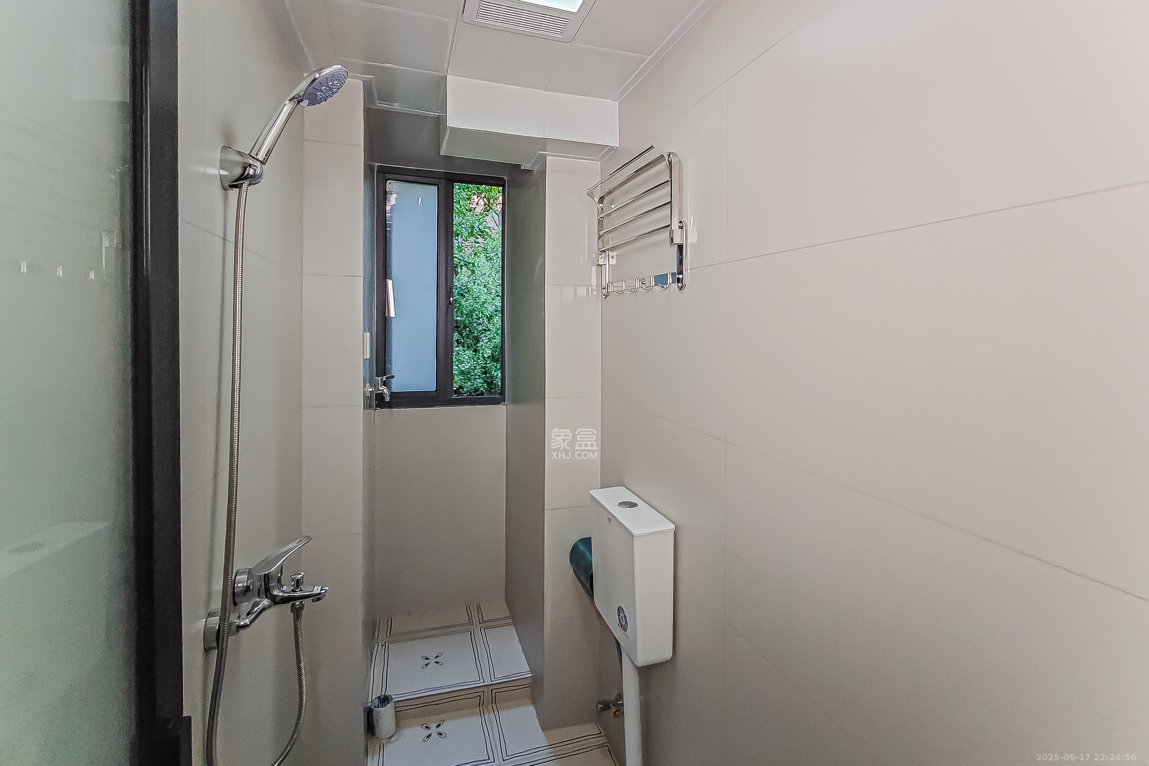 省机械工业学院(湖南工业职业学院雨花校区) 2室2厅1卫 46.8万 省机械工业学院(湖南工业职业学院雨花校区) 2室2厅1卫 46.8万卫生间