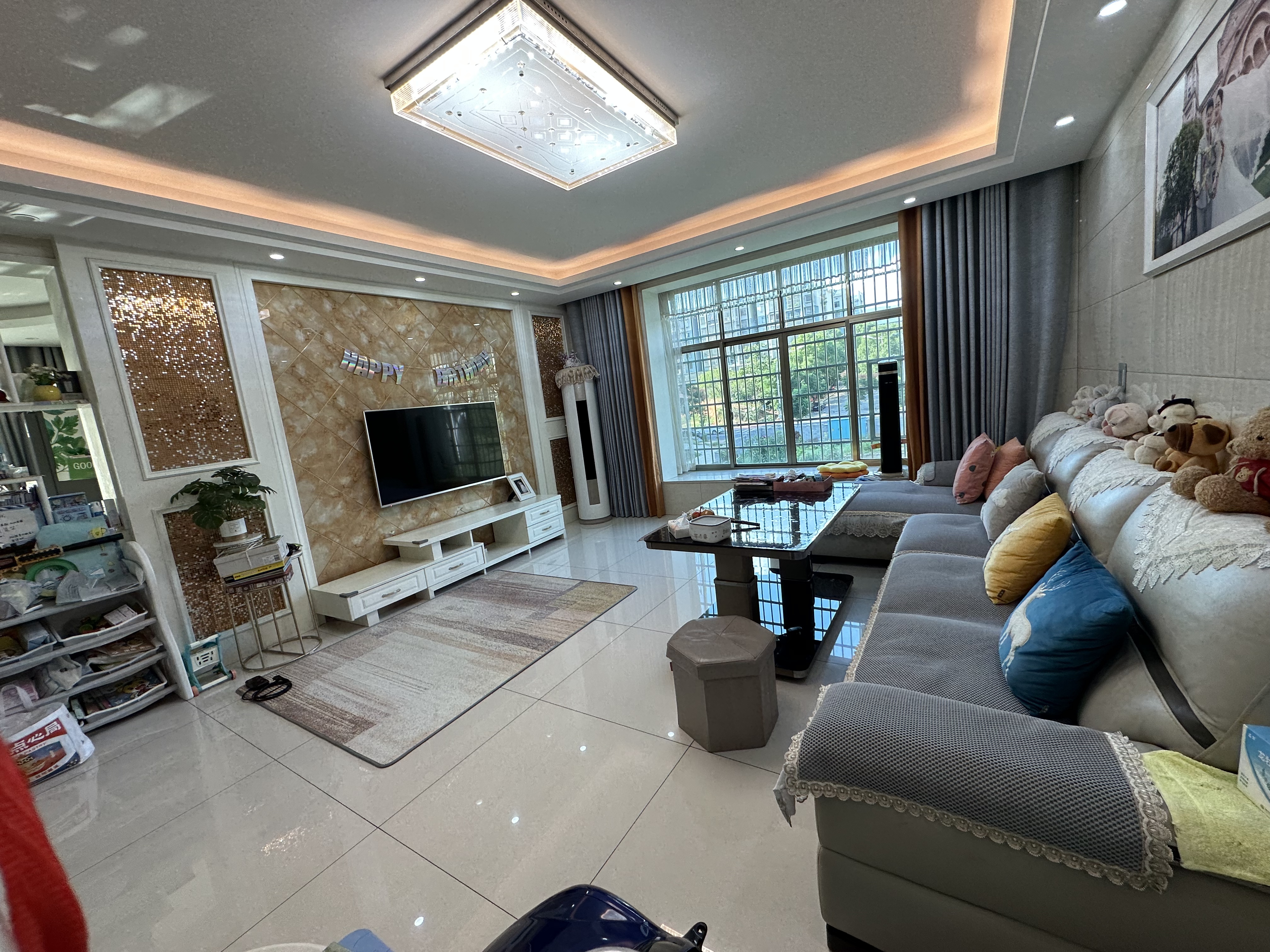 娄底市民政局 3室2厅2卫 65.8万 娄底市民政局 3室2厅2卫 65.8万客厅