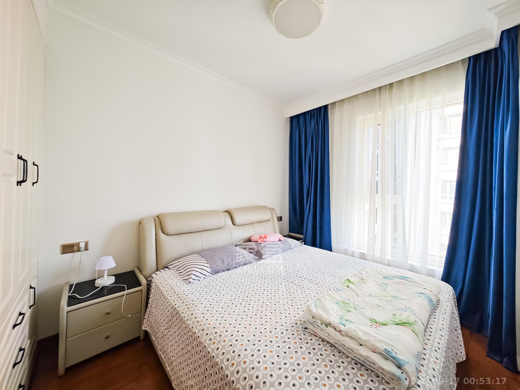 双湾国际(湘江御景花园) 3室2厅2卫 128.0万 双湾国际(湘江御景花园) 3室2厅2卫 128.0万卧室