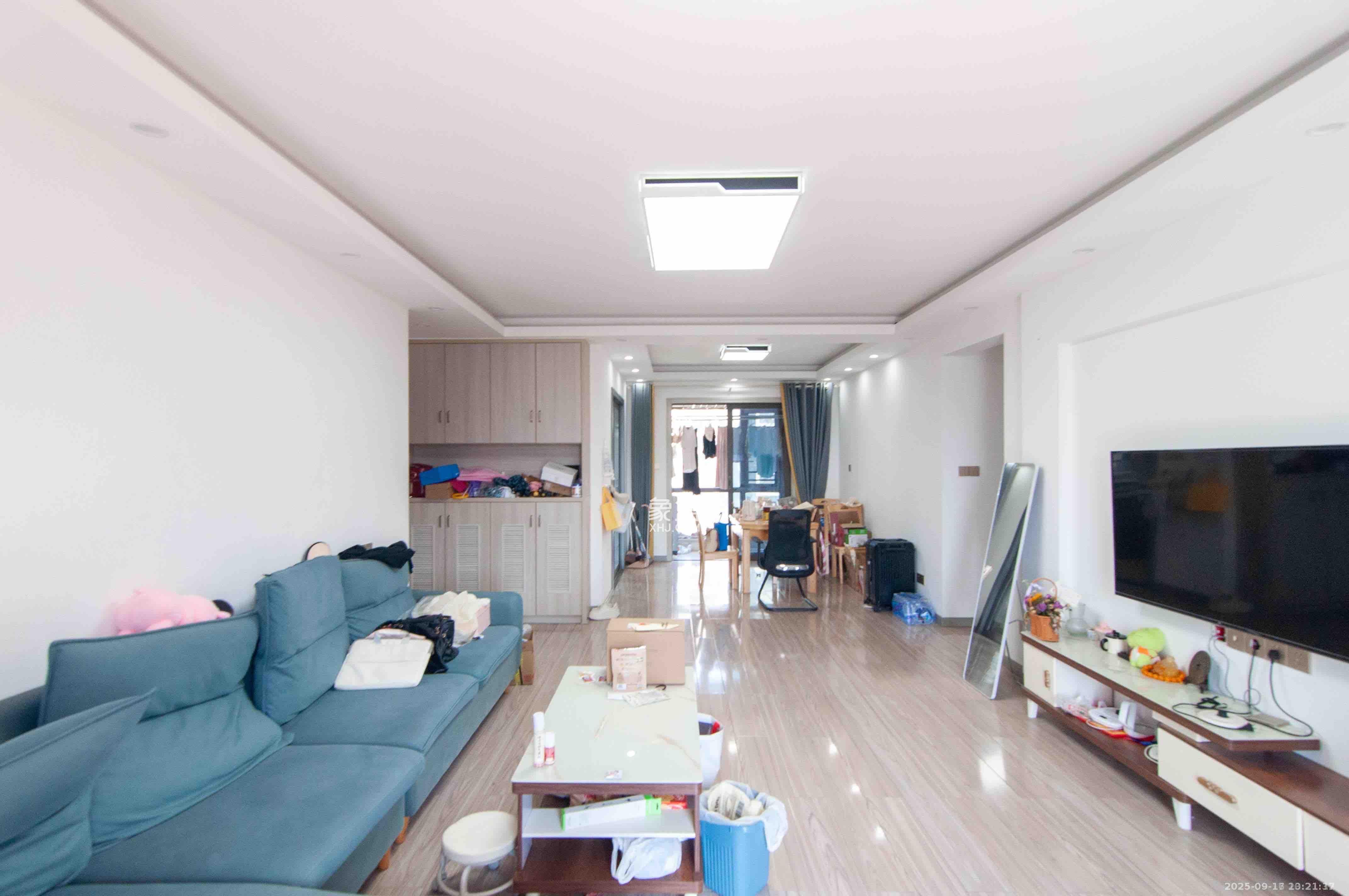 佳兆业云顶梅溪湖（佳兆业梅溪荟）  4室2厅2卫    3600.0元/月室内图