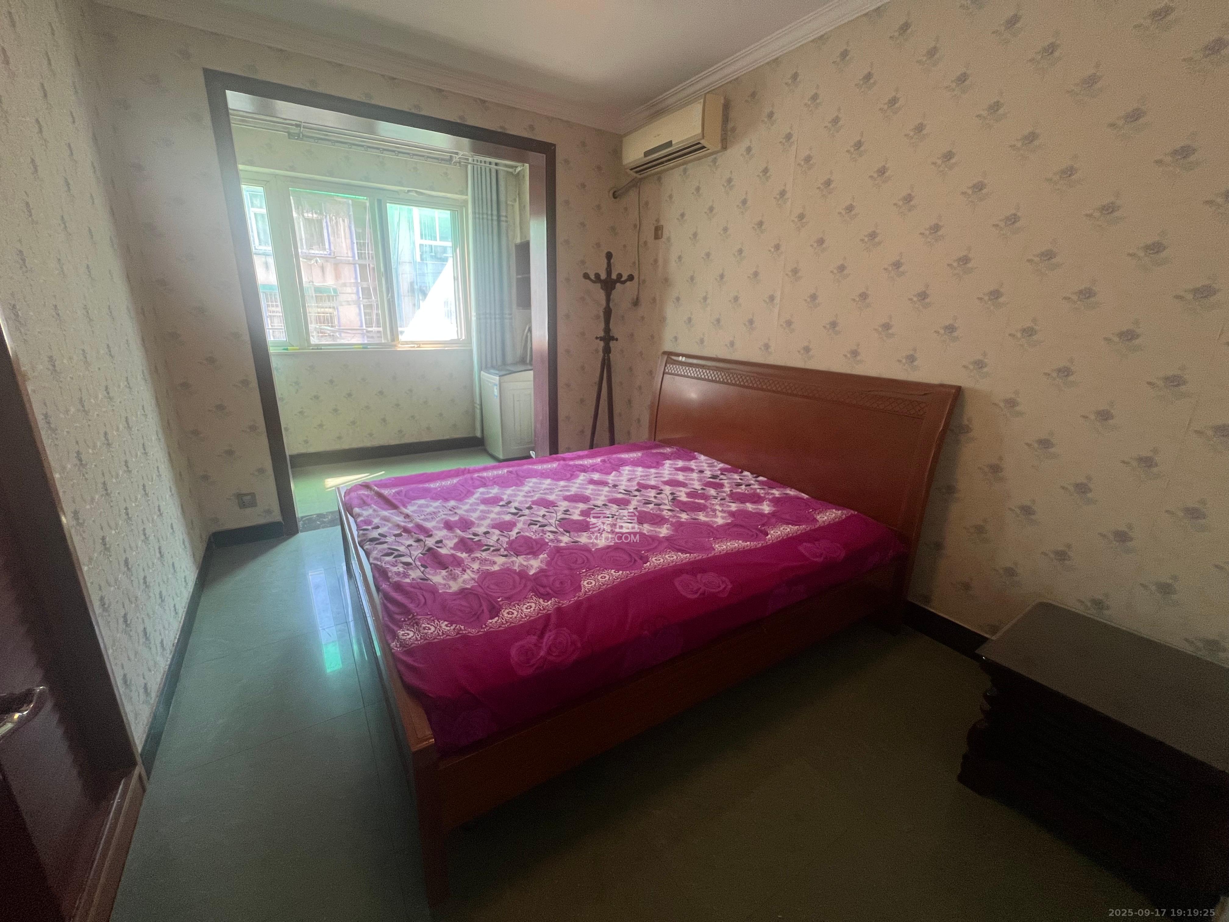 天翔新新家园 2室2厅1卫 1600.0元/月 天翔新新家园 2室2厅1卫 1600.0元/月室内图