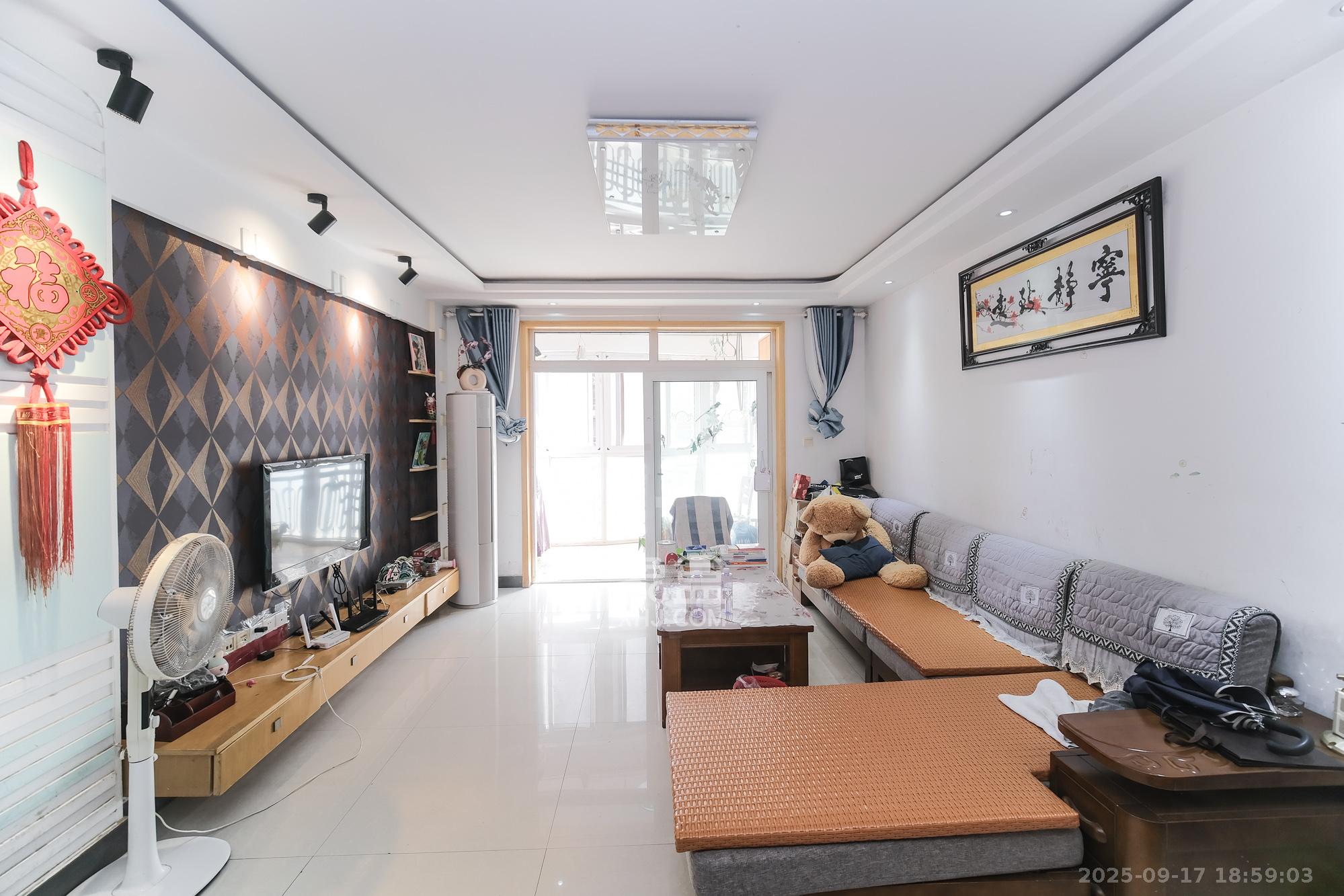 红树湾  2室2厅1卫    45.8万 红树湾  2室2厅1卫    45.8万