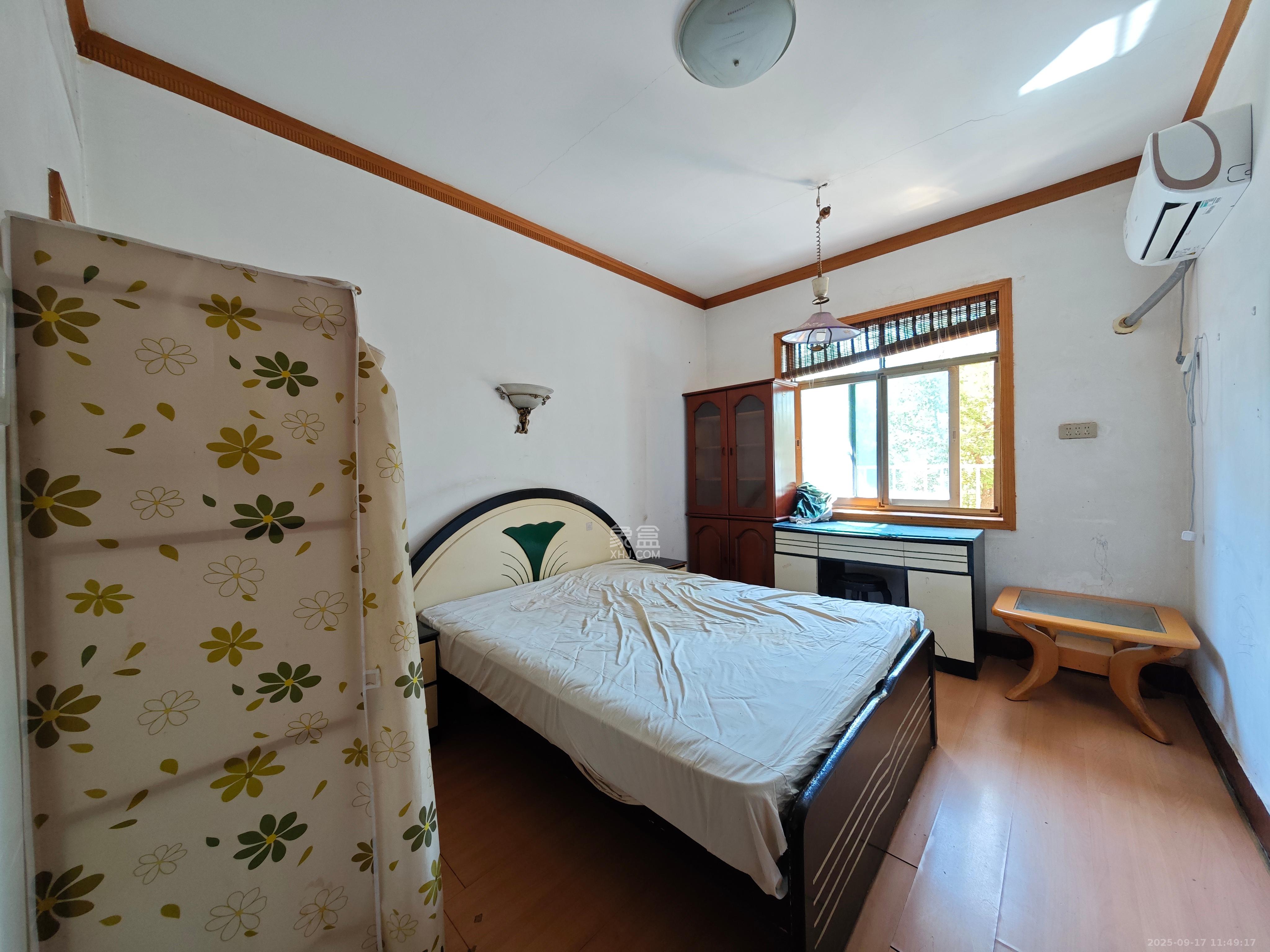 左家塘中级人民法院宿舍  3室1厅1卫    1780.0元/月室内图