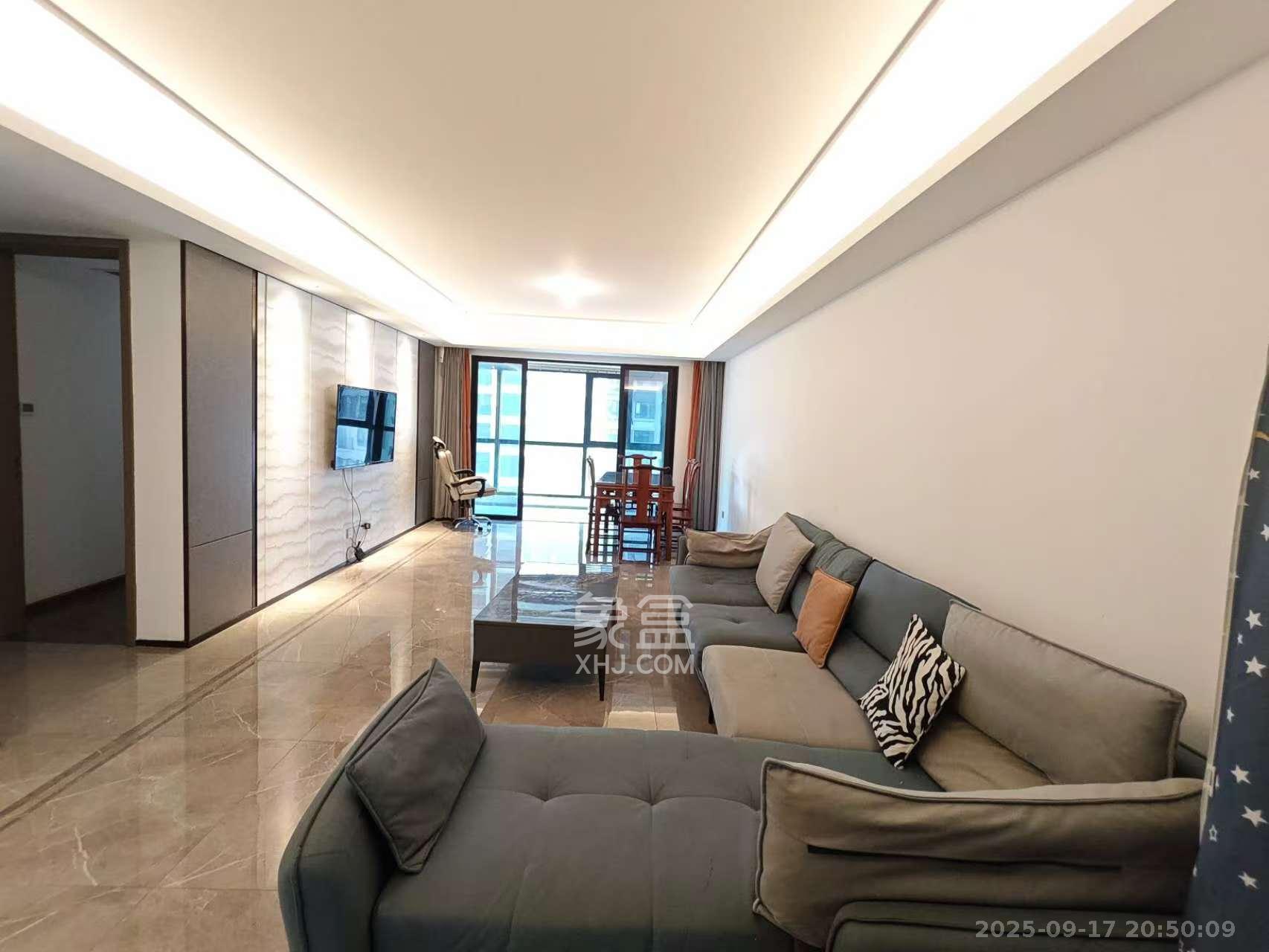 金茂建发泊悦  4室2厅2卫    4000.0元/月 金茂建发泊悦  4室2厅2卫    4000.0元/月室内图