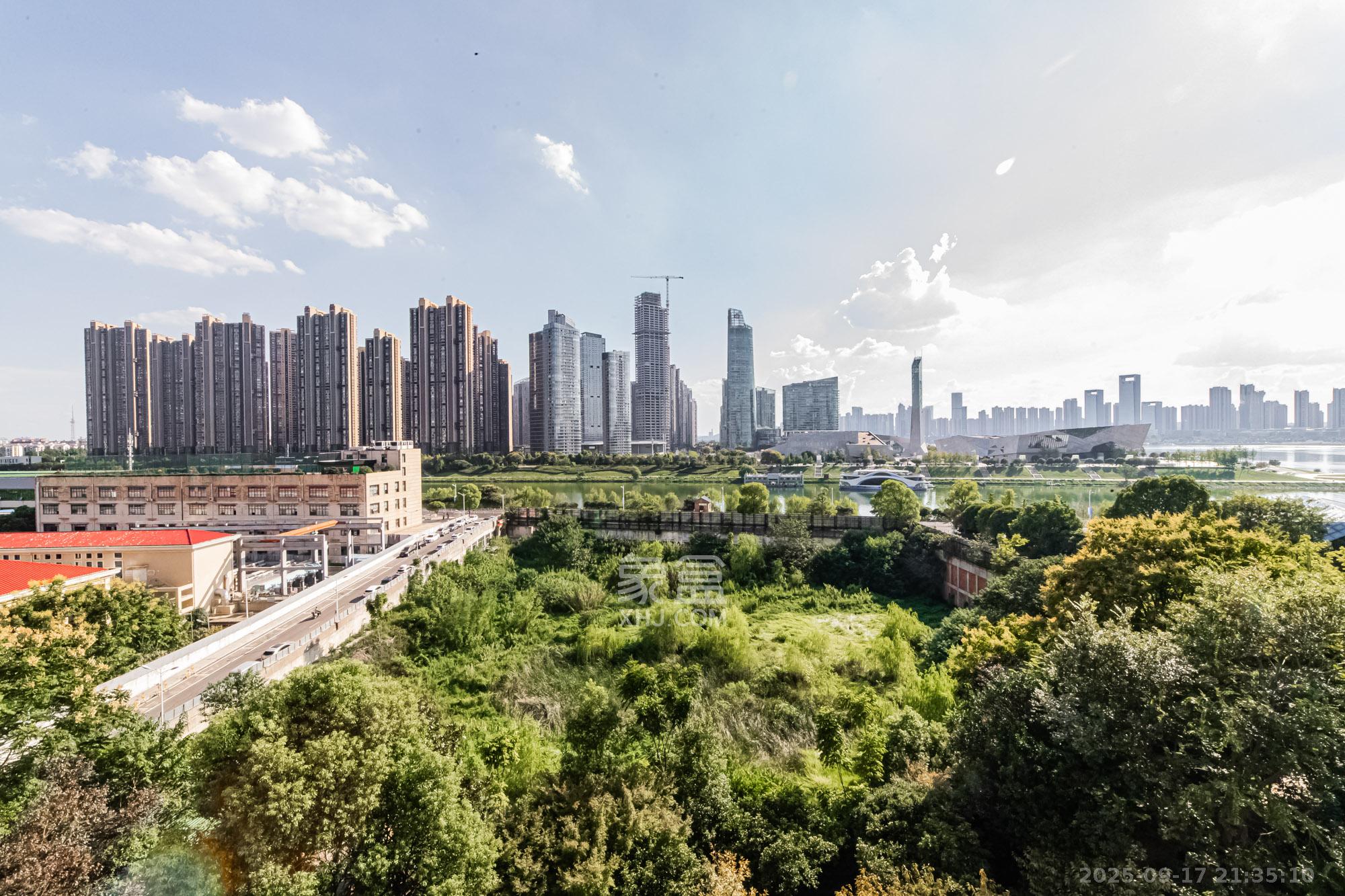 恒大御景半岛湘江苑(恒大御景半岛一期) 2室2厅1卫 79.8万 恒大御景半岛湘江苑(恒大御景半岛一期) 2室2厅1卫 79.8万其他