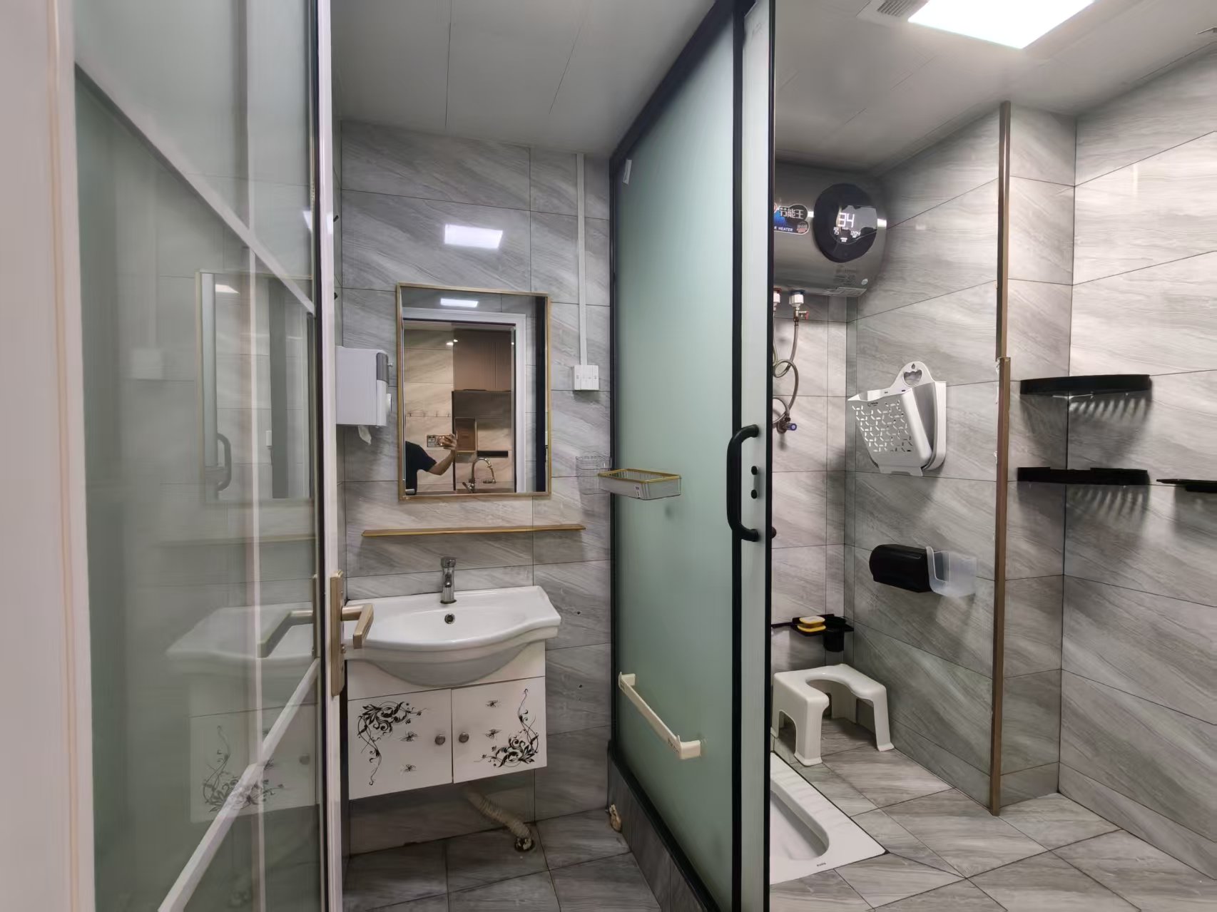 梓湖明珠  1室1厅1卫    26.8万室内图