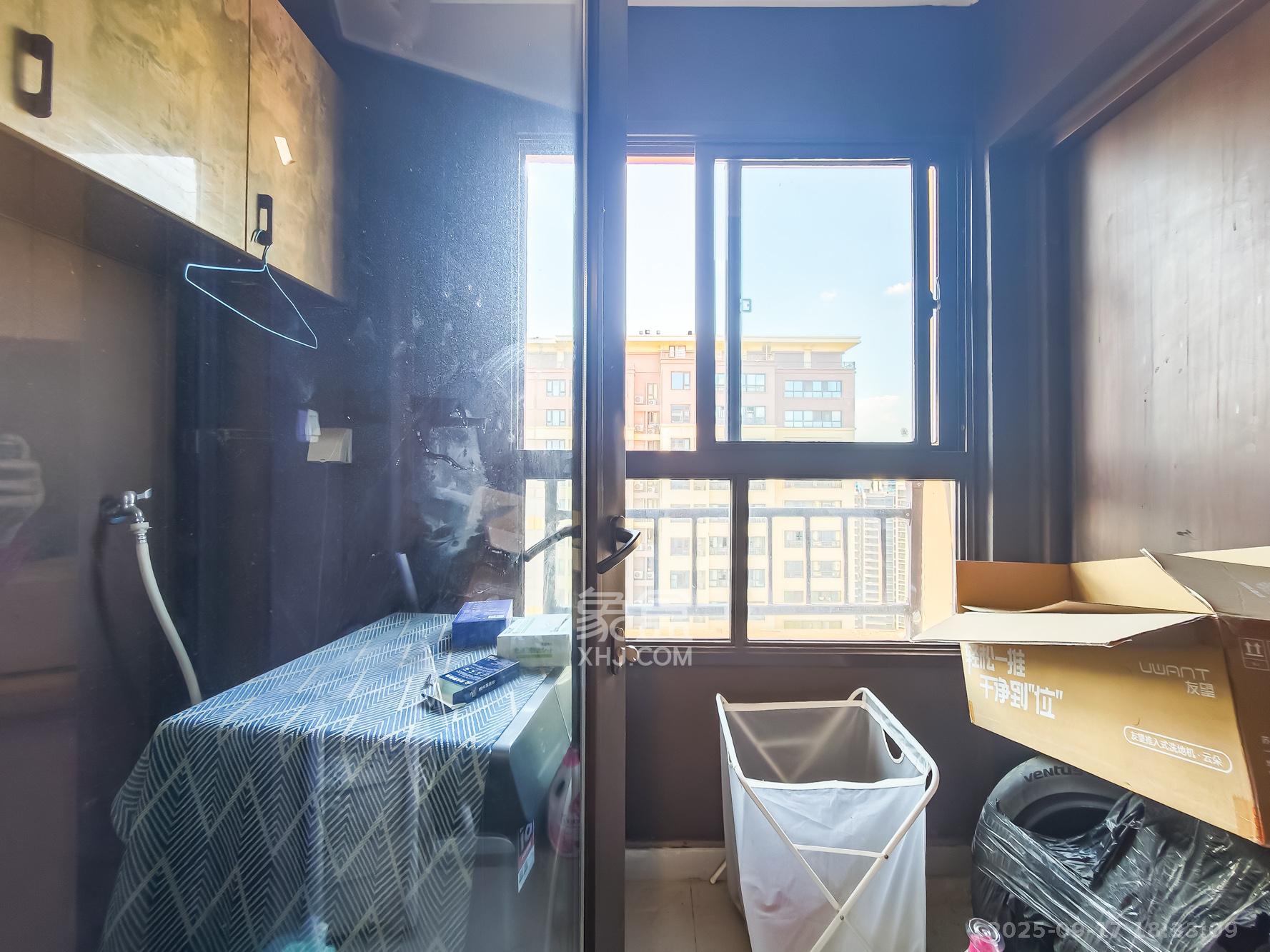 新城和樾(新城和樾公馆) 3室2厅2卫 120.0万 新城和樾(新城和樾公馆) 3室2厅2卫 120.0万阳台