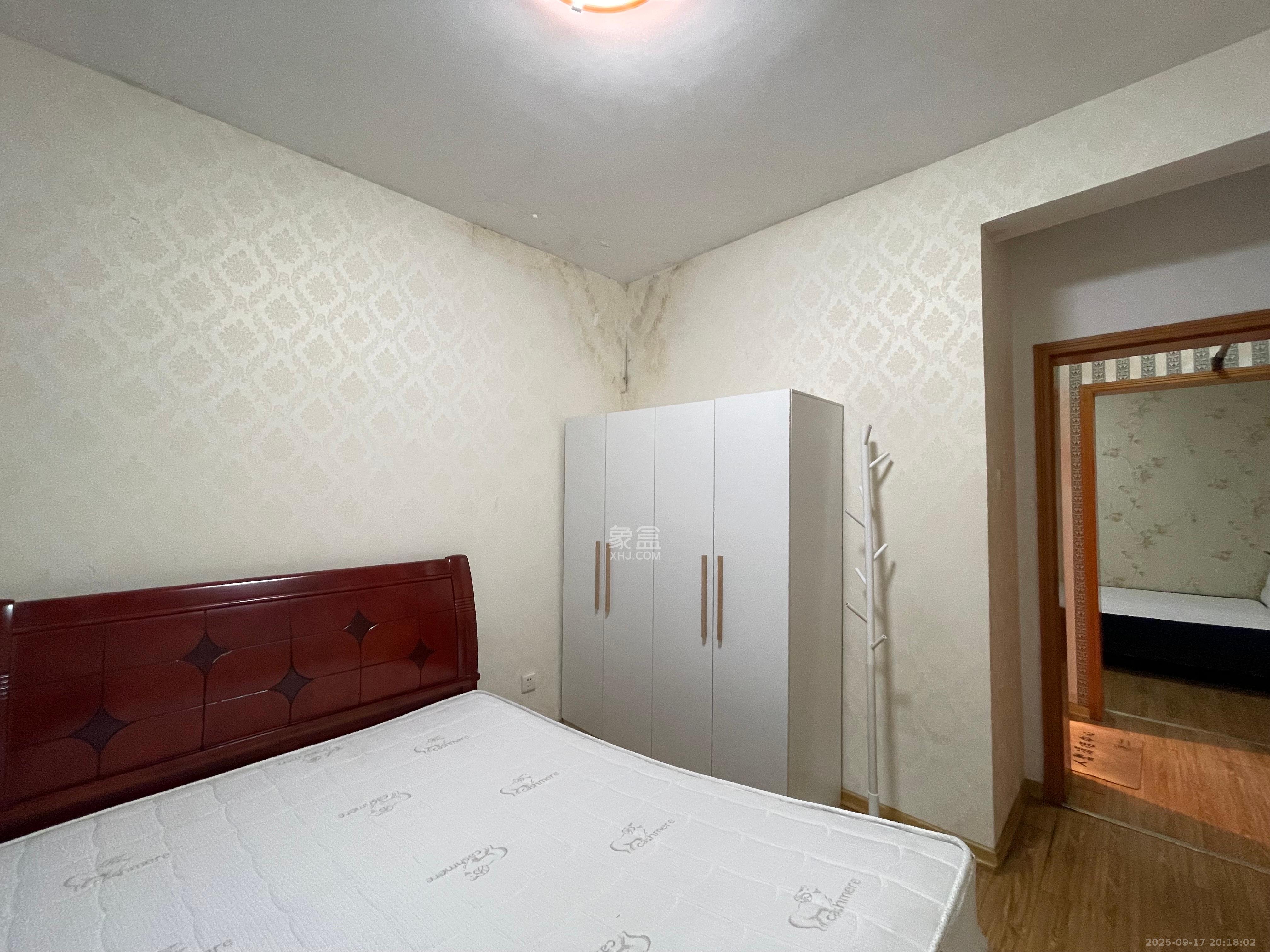 东玺门  2室1厅1卫    2150.0元/月室内图