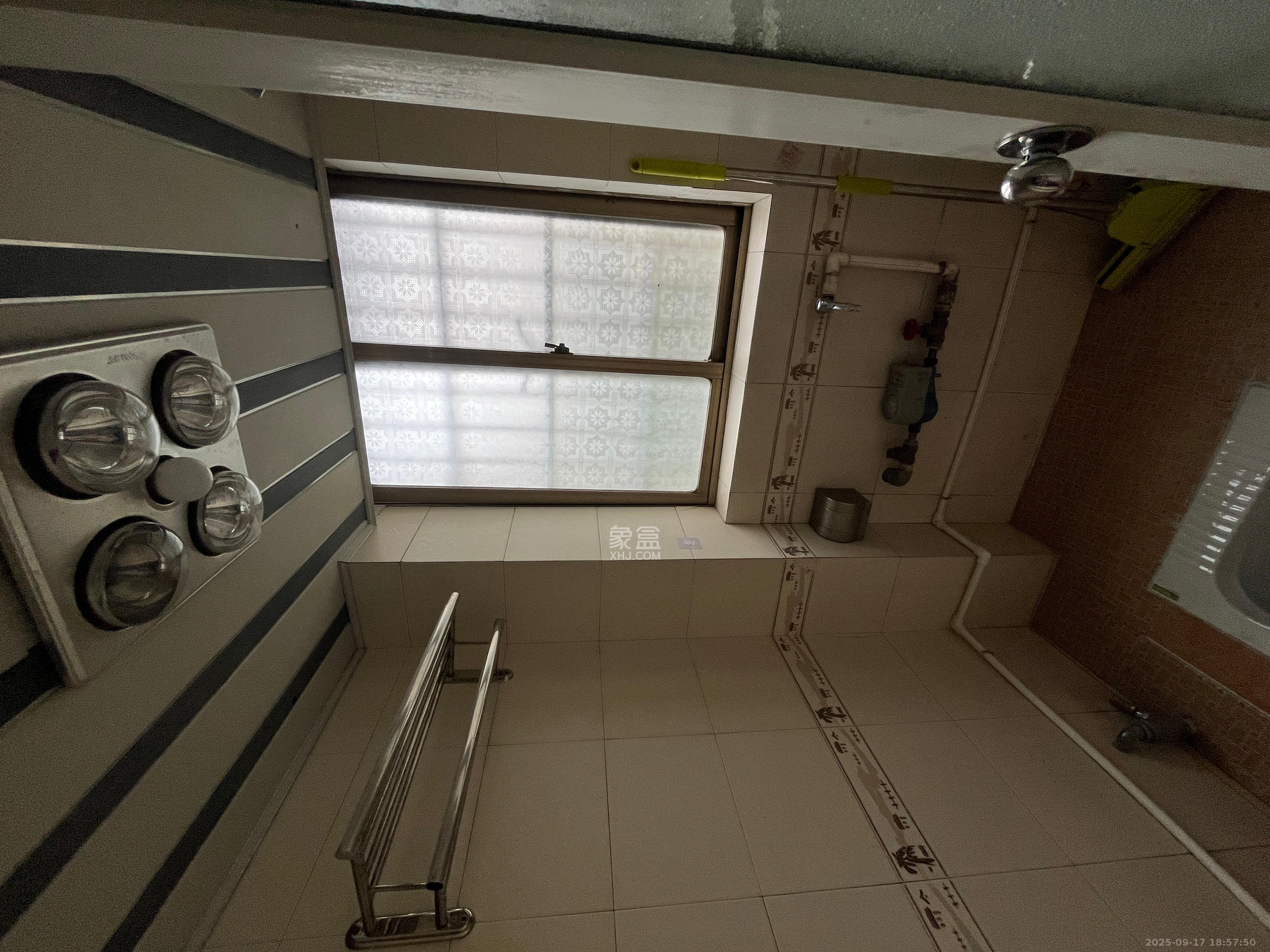 景香苑 2室2厅1卫 2000.0元/月 景香苑 2室2厅1卫 2000.0元/月室内图