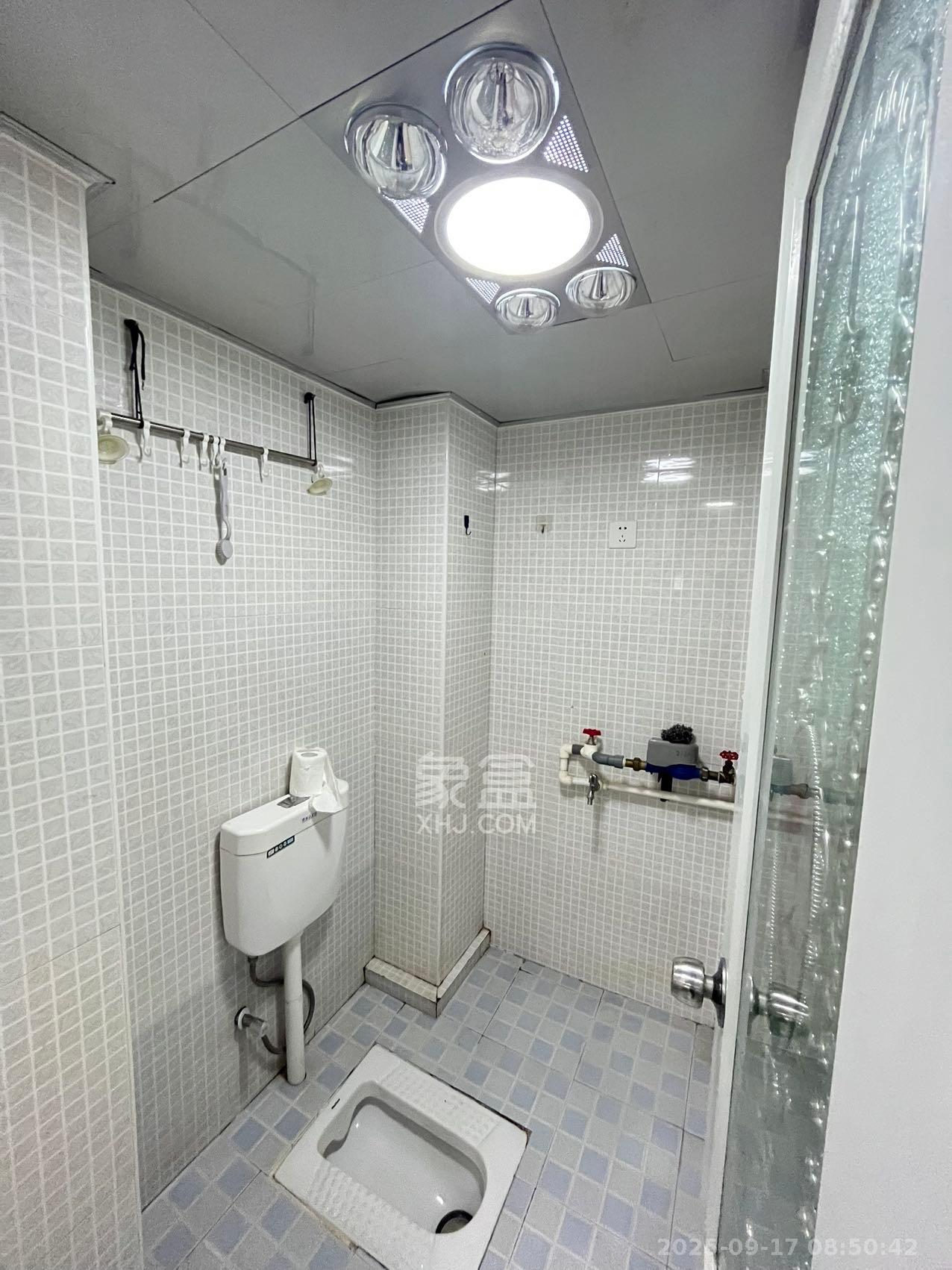 加加大街（华景苑）  2室1厅1卫    1800.0元/月室内图